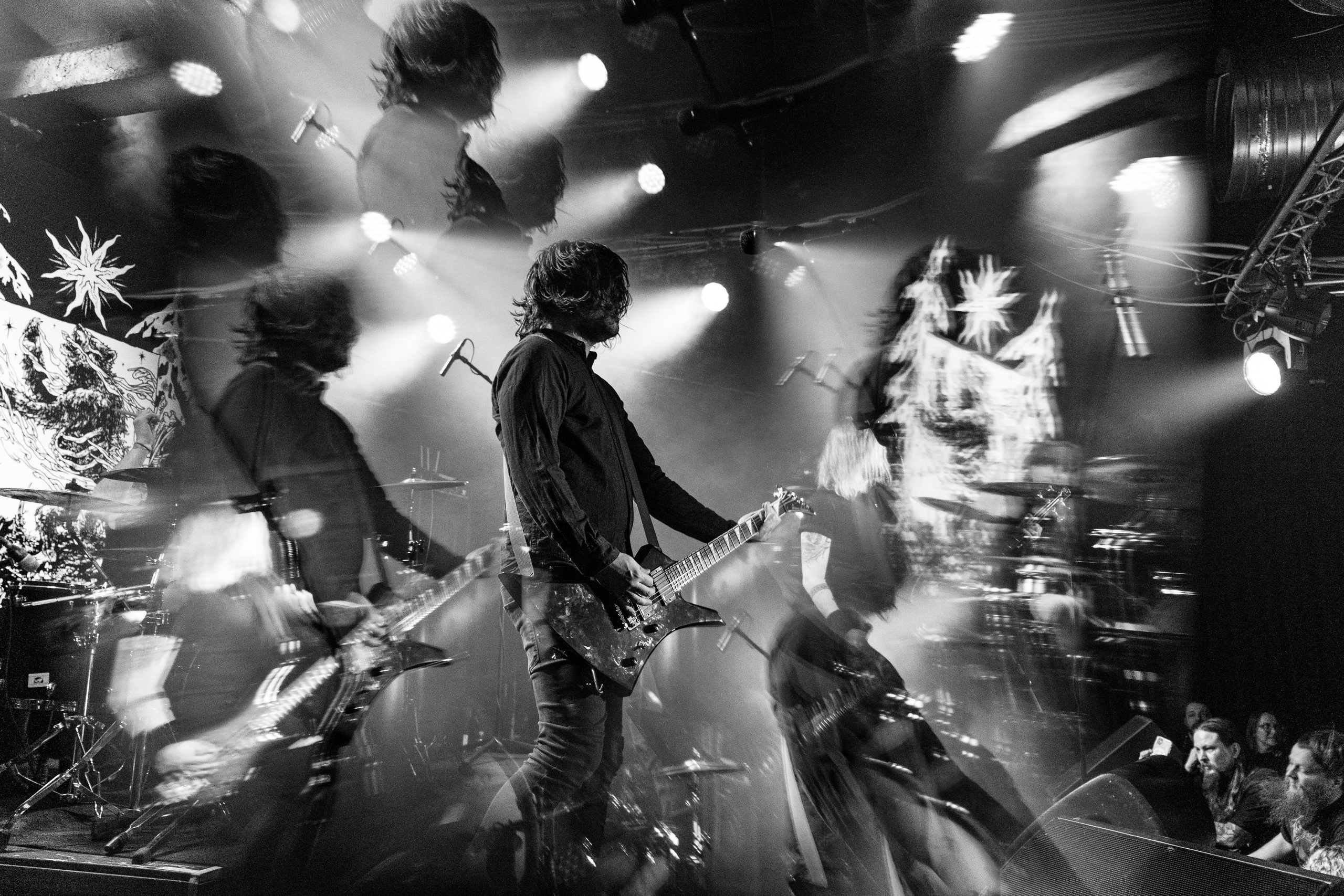 ИЛ • Minuala • Khlad|Glastonberry. Концертный и репортажный фотограф в Санкт-Петербурге Слава Пахомов