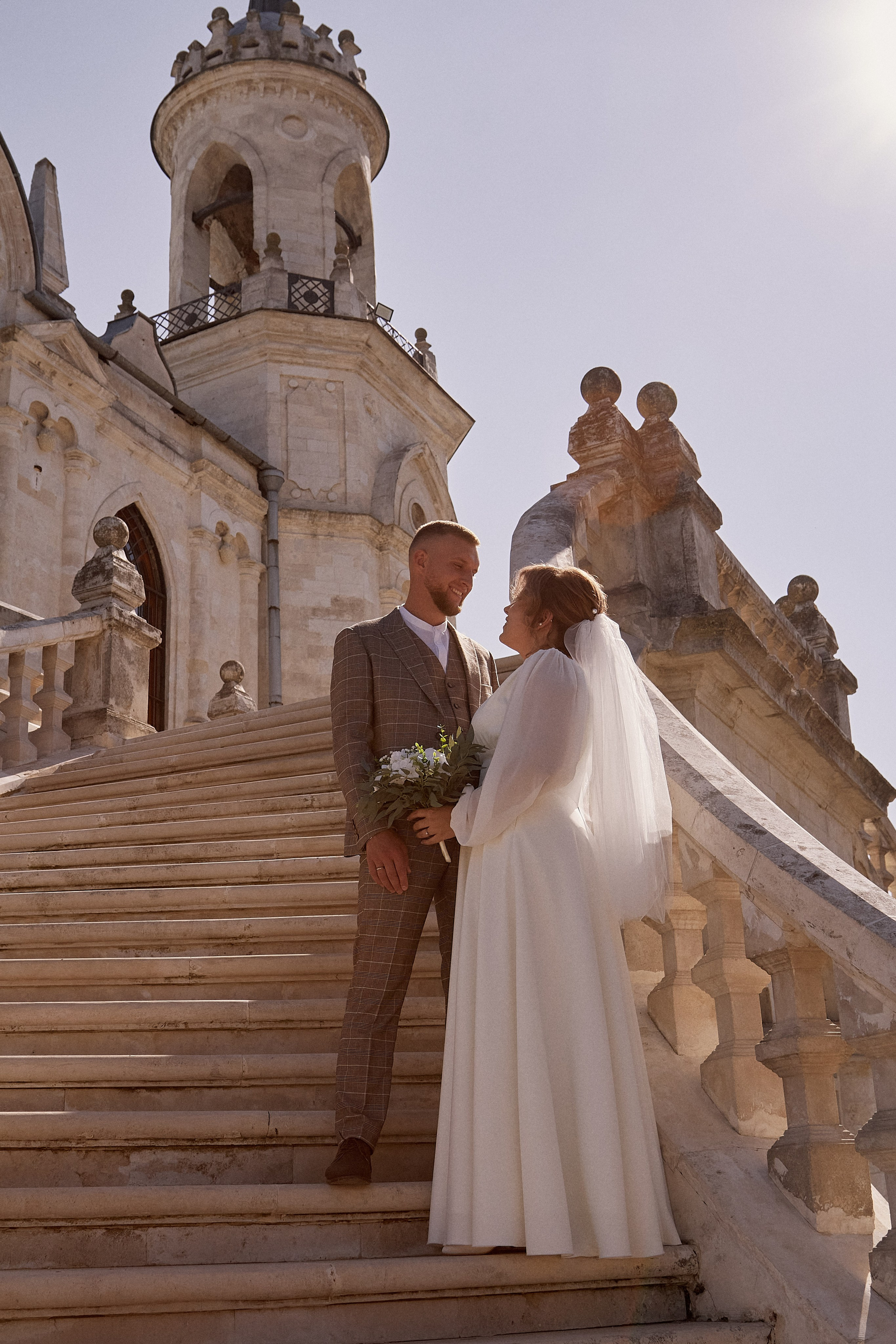 Алевтина и Дмитрий. Владимирский храм. Фотограф лавстори Москва/МО Приятелева Ангелина