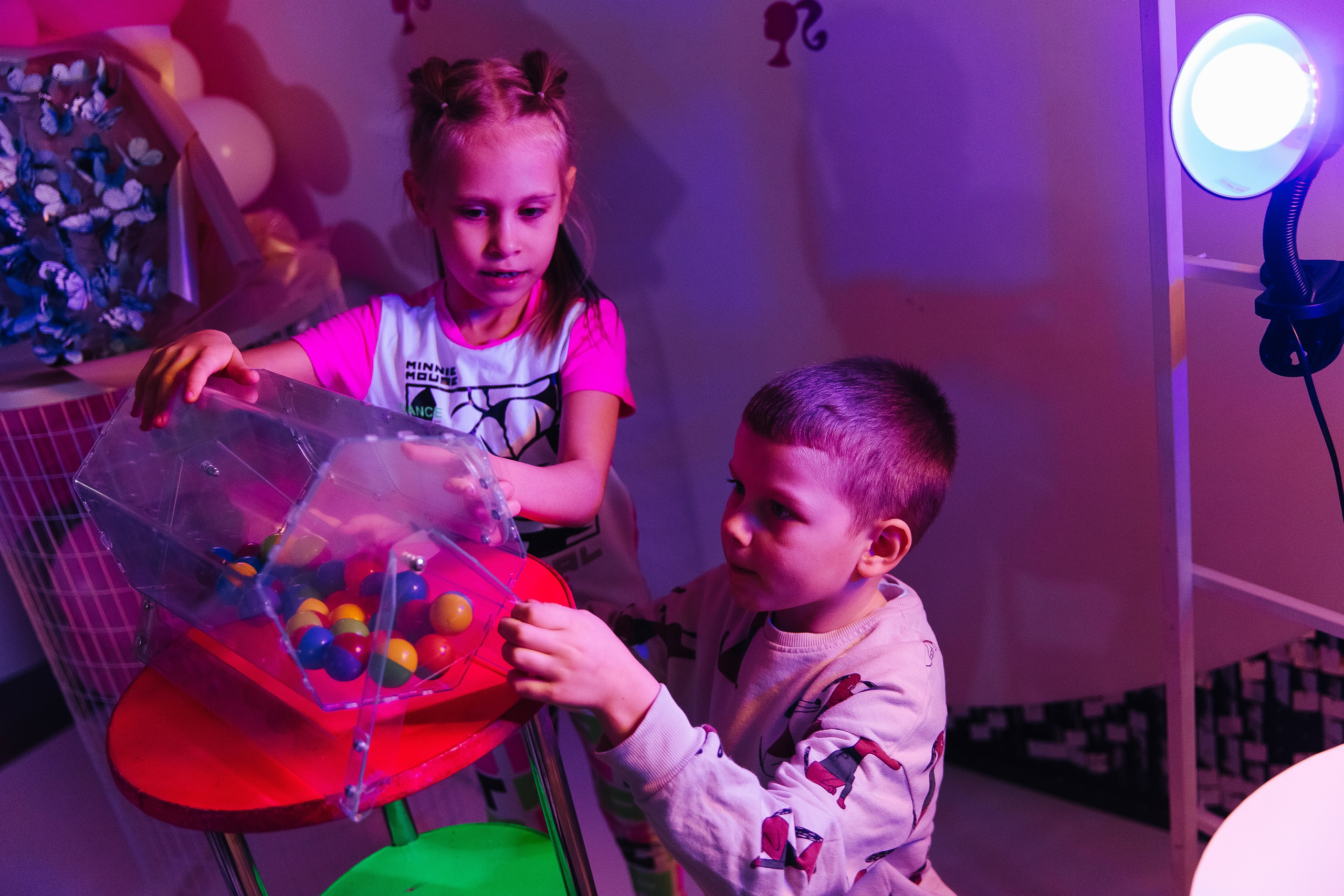 Неоновая вечеринка. Фотограф в Красноярске Любовь Малеева