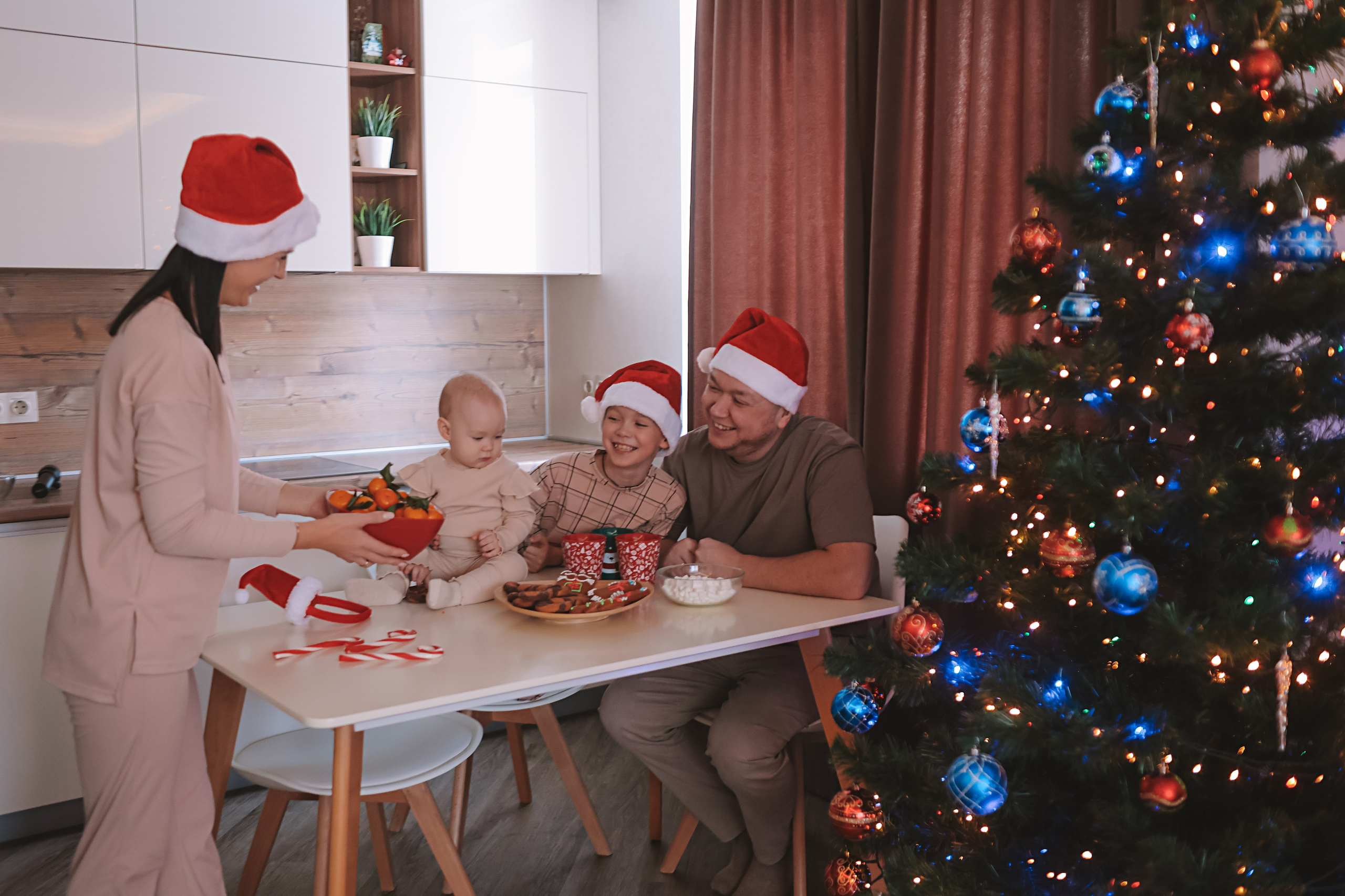 Дома. Семейный фотограф Тюмень, фотограф на роды Салмина Мария