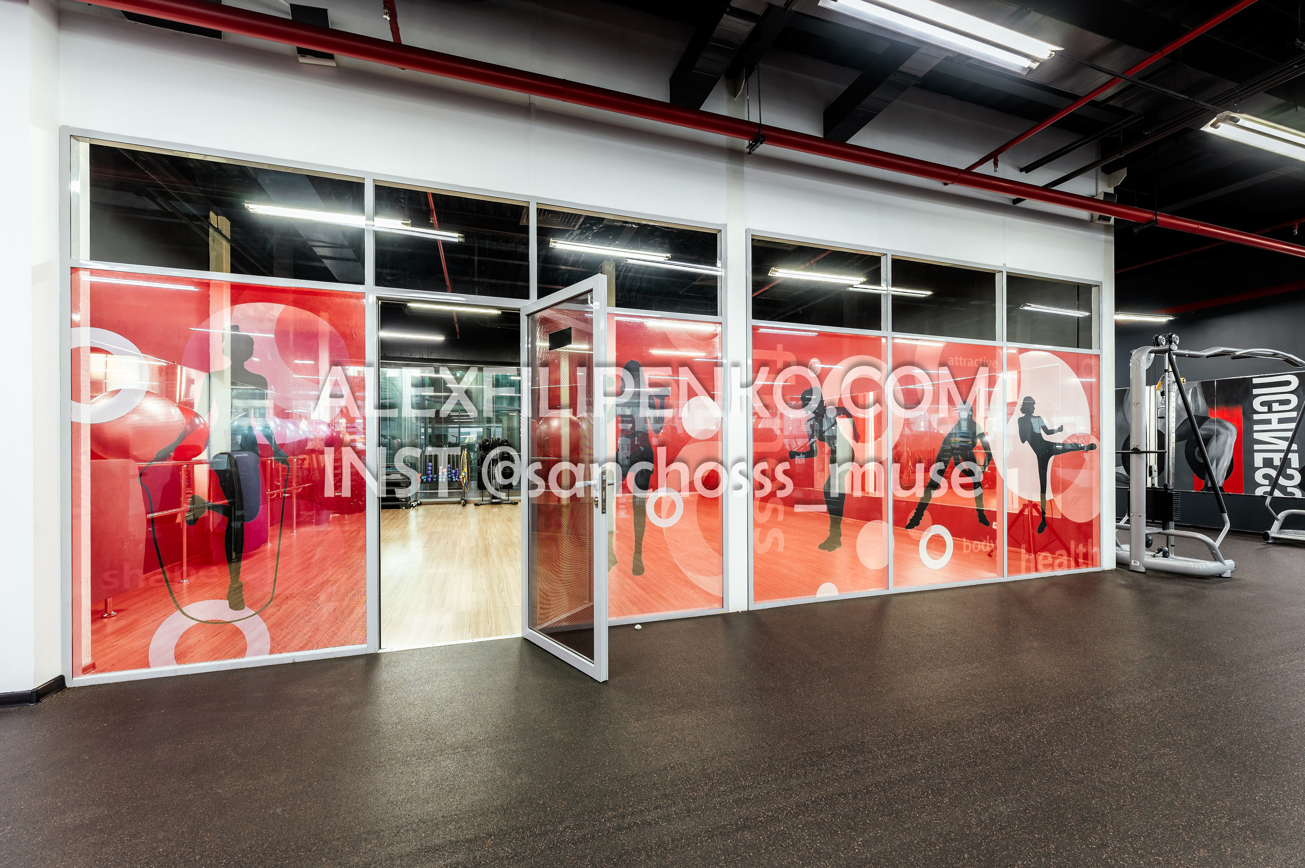 WORKOUT Достык 18. Фотограф интерьера недвижимости и архитектуры в Астане