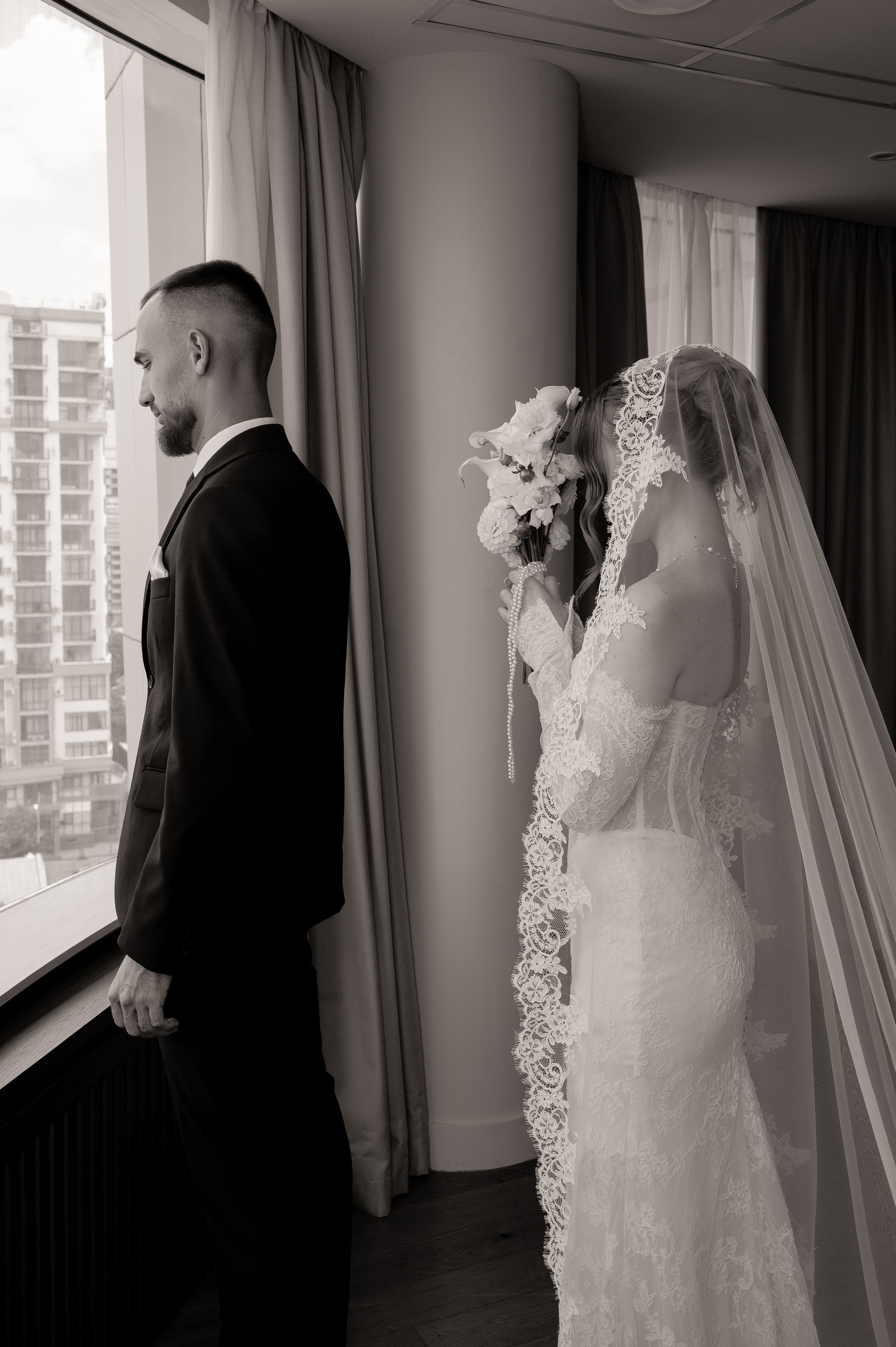 Свадьба (утро в отеле). Свадебный и семейный фотограф в Краснодаре Алина Мельник