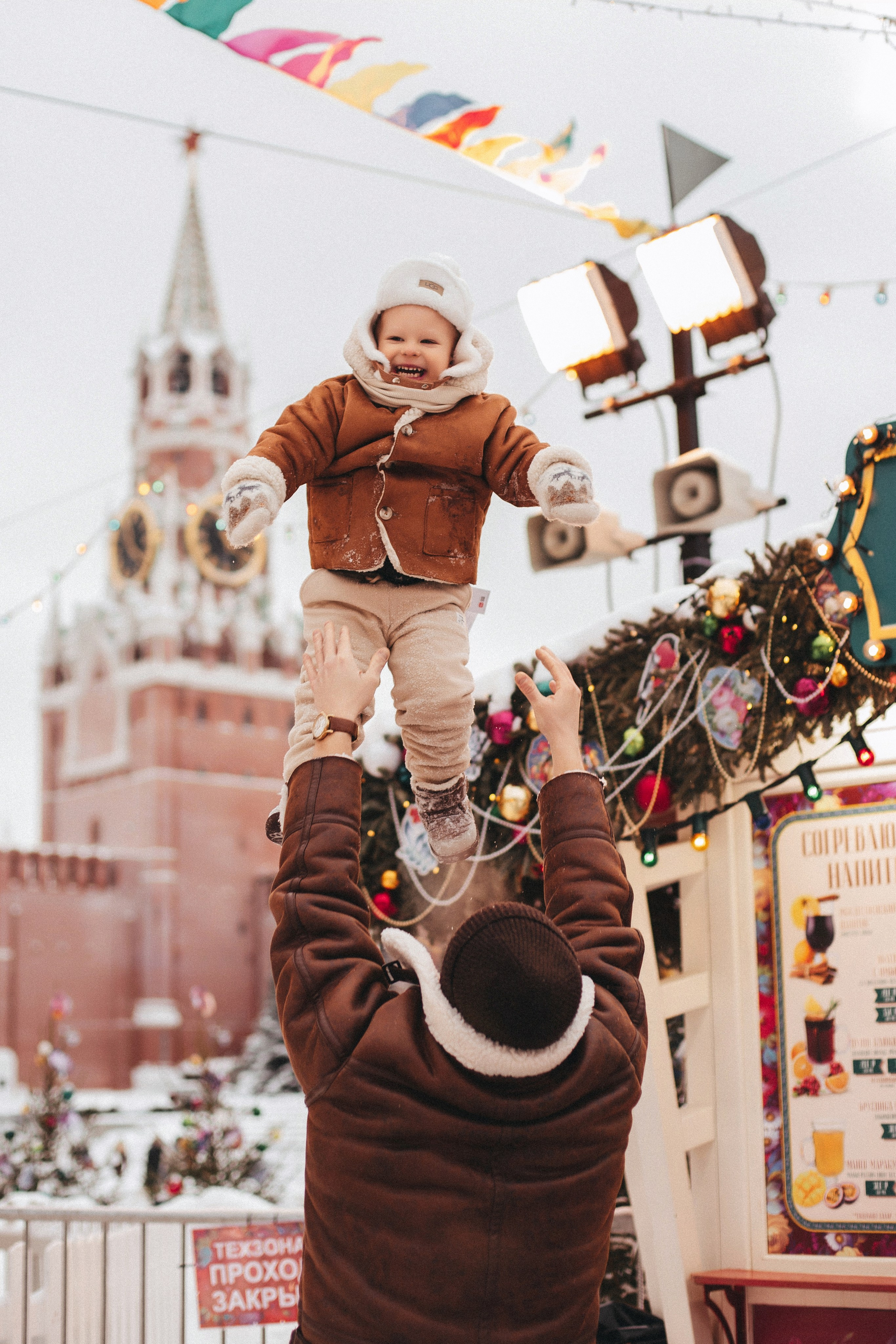На новогодней ярмарке. Семейный фотограф в Москве
