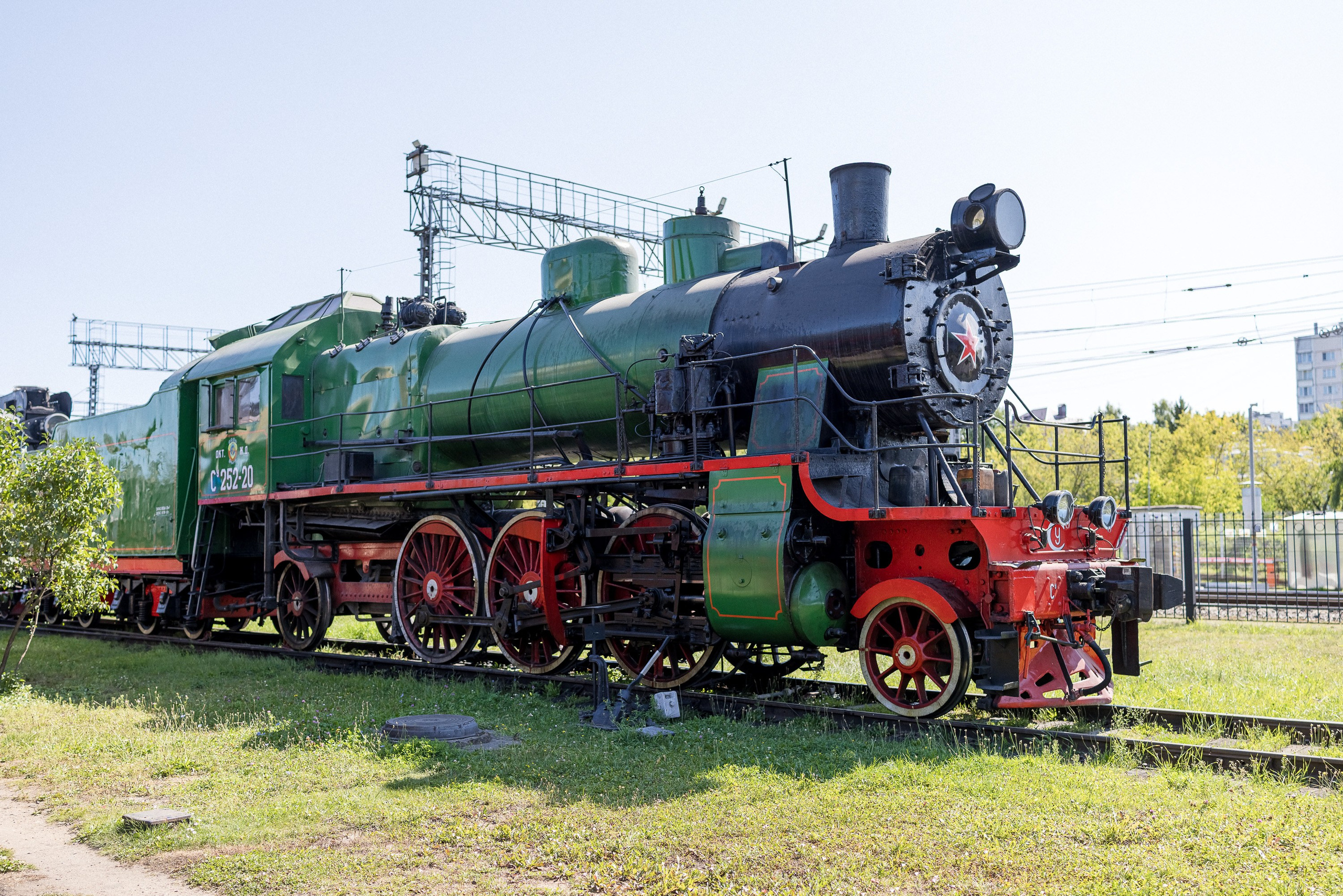 Зеленый паровоз