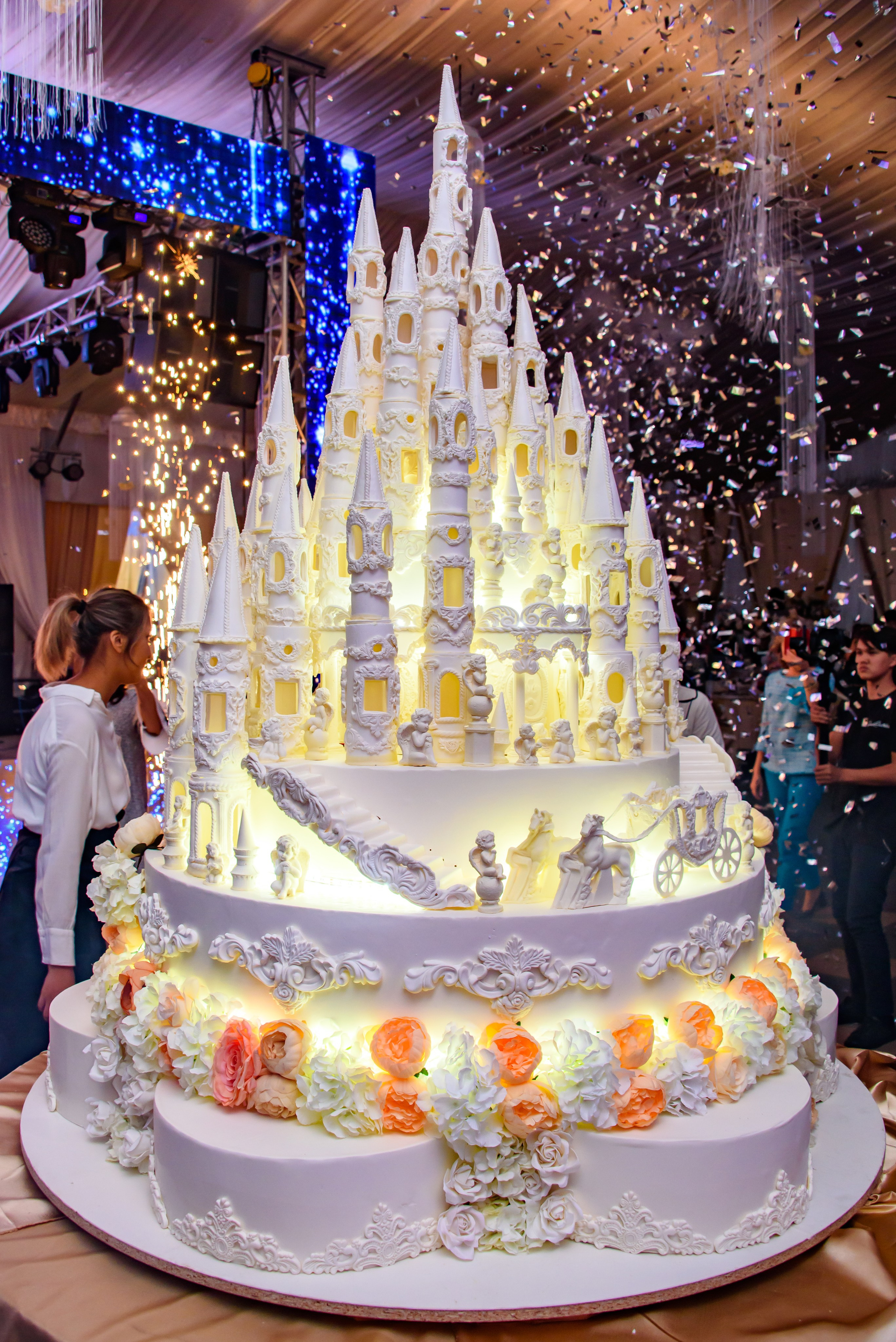 Свадьба. Фотосъёмка. Фотограф Сергей Авдеев-семейный и детский фотограф в Алматы