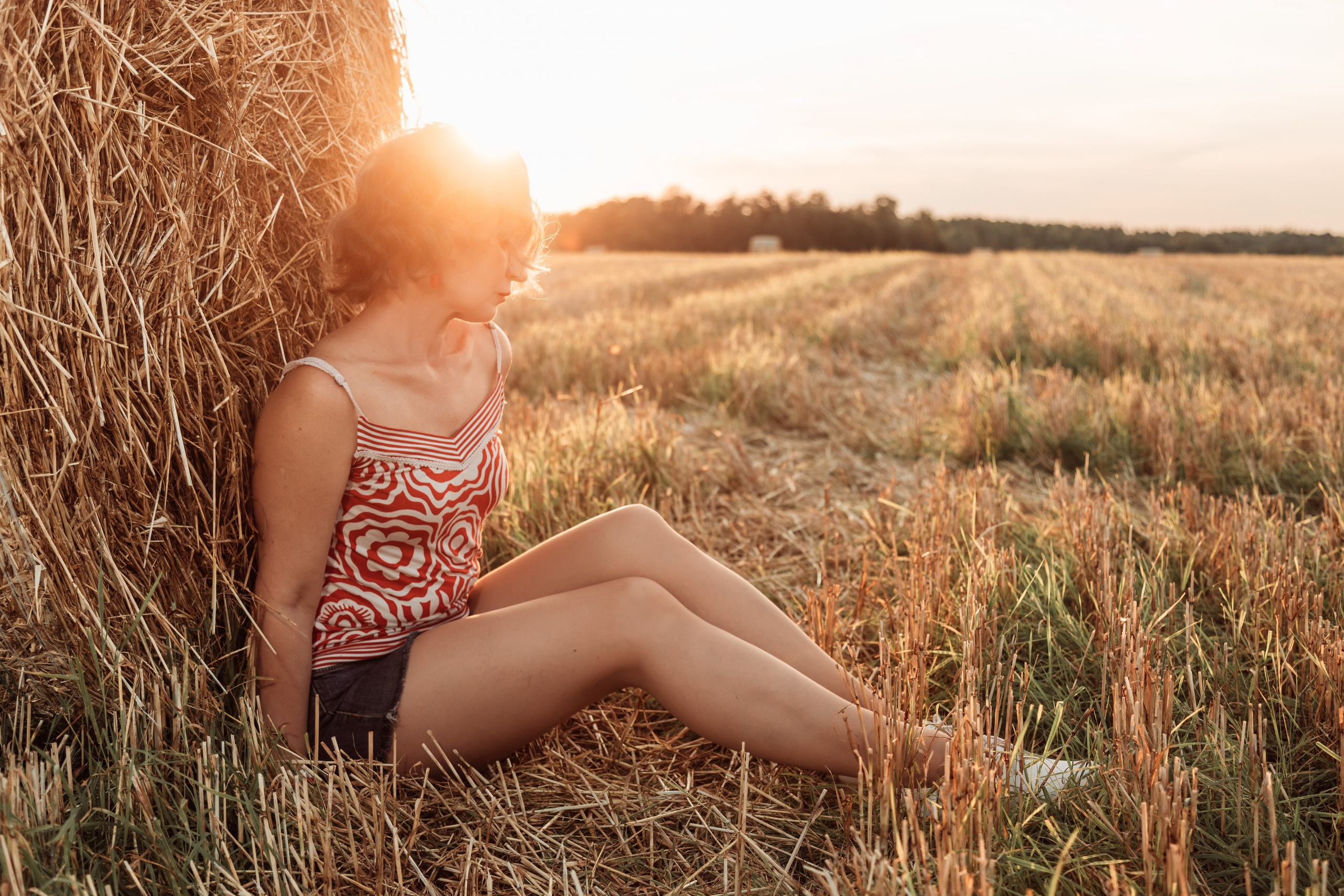 2025-08-03. Анжела на сене