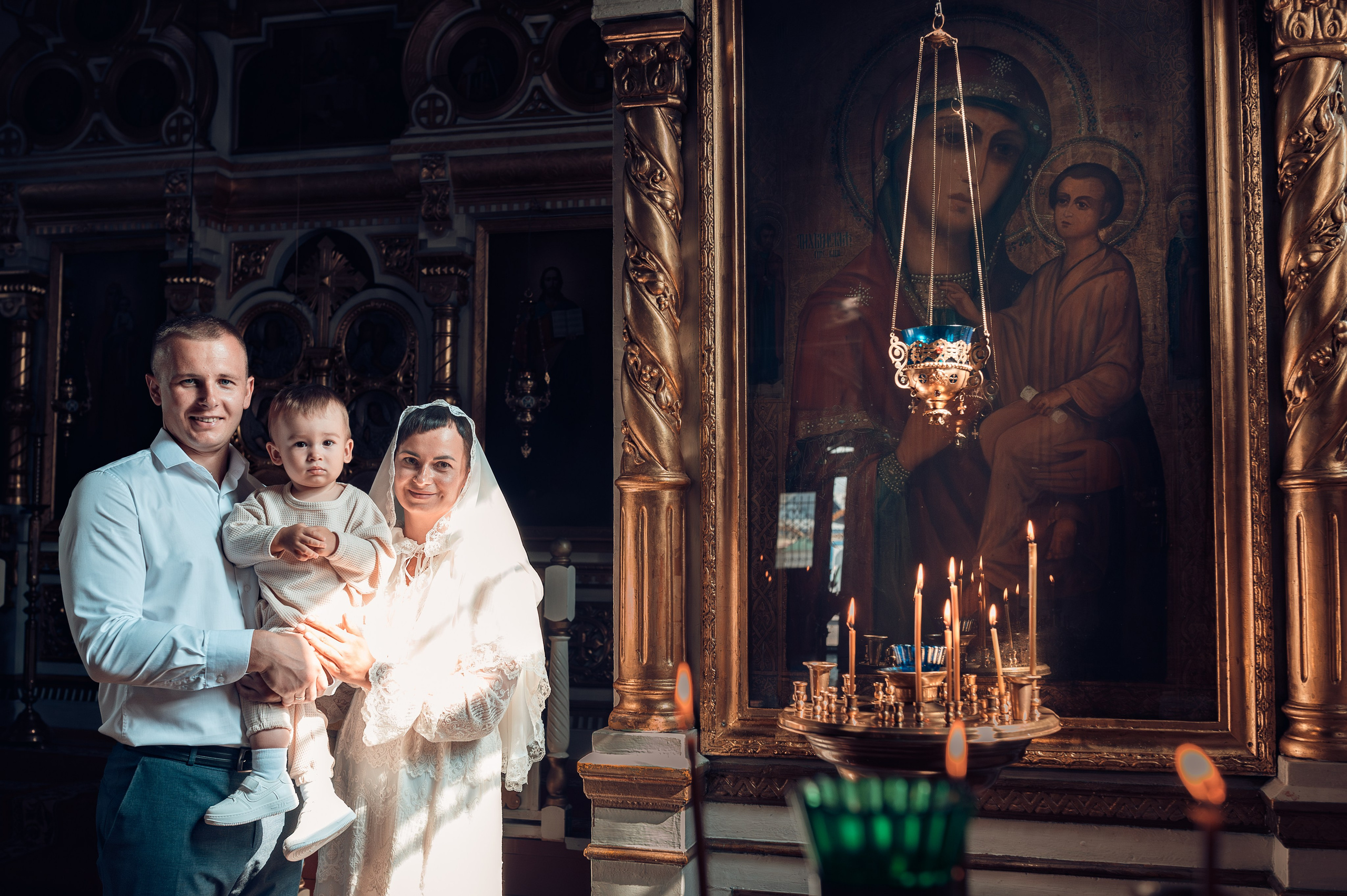 Фотограф в храме. Дарья Нетреба Фотограф на Крещение, Венчание Псков и область