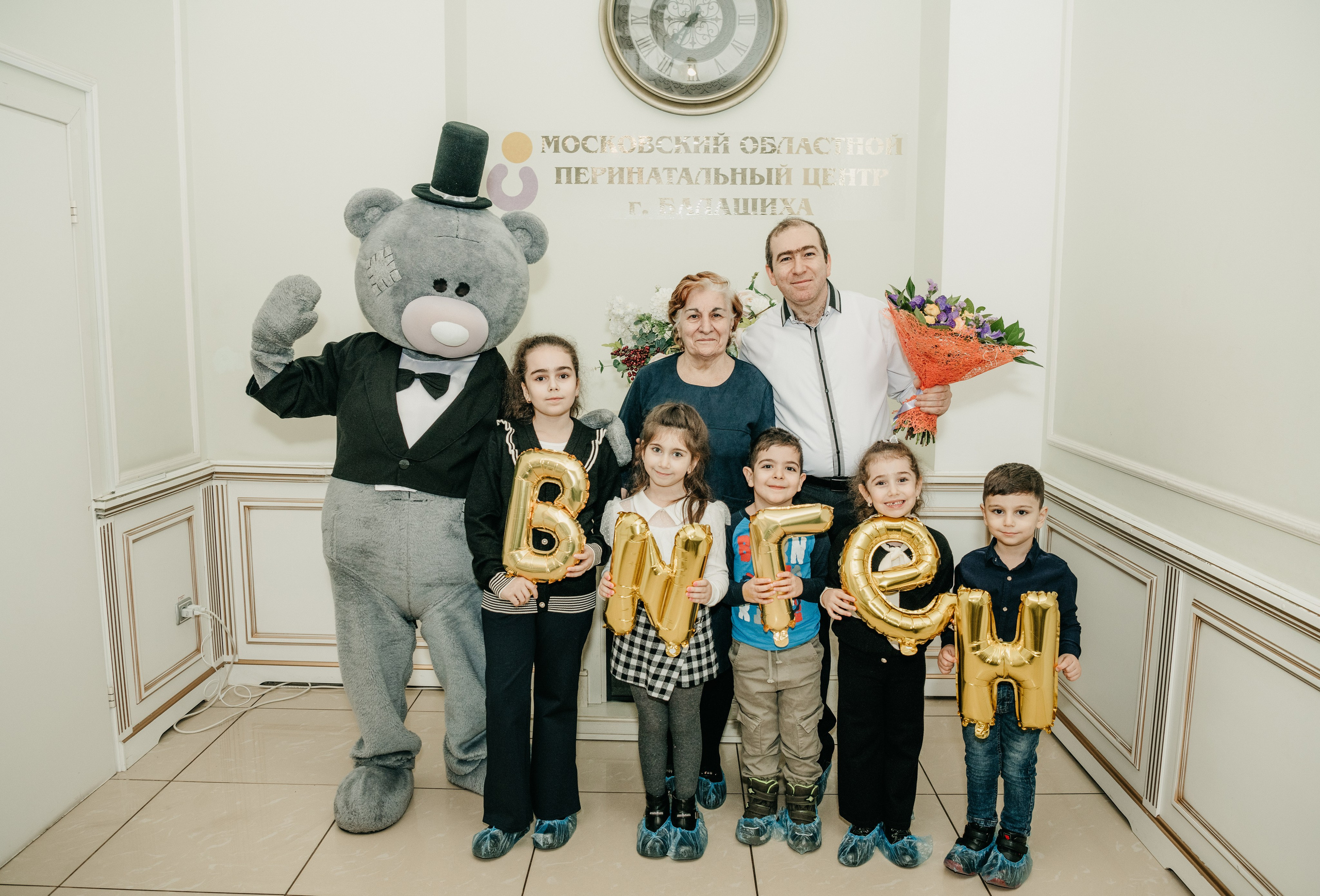 Выписка Вигена. Перинатальный центр в Балашихе. Фотограф на выписку из роддома в Москве и МО