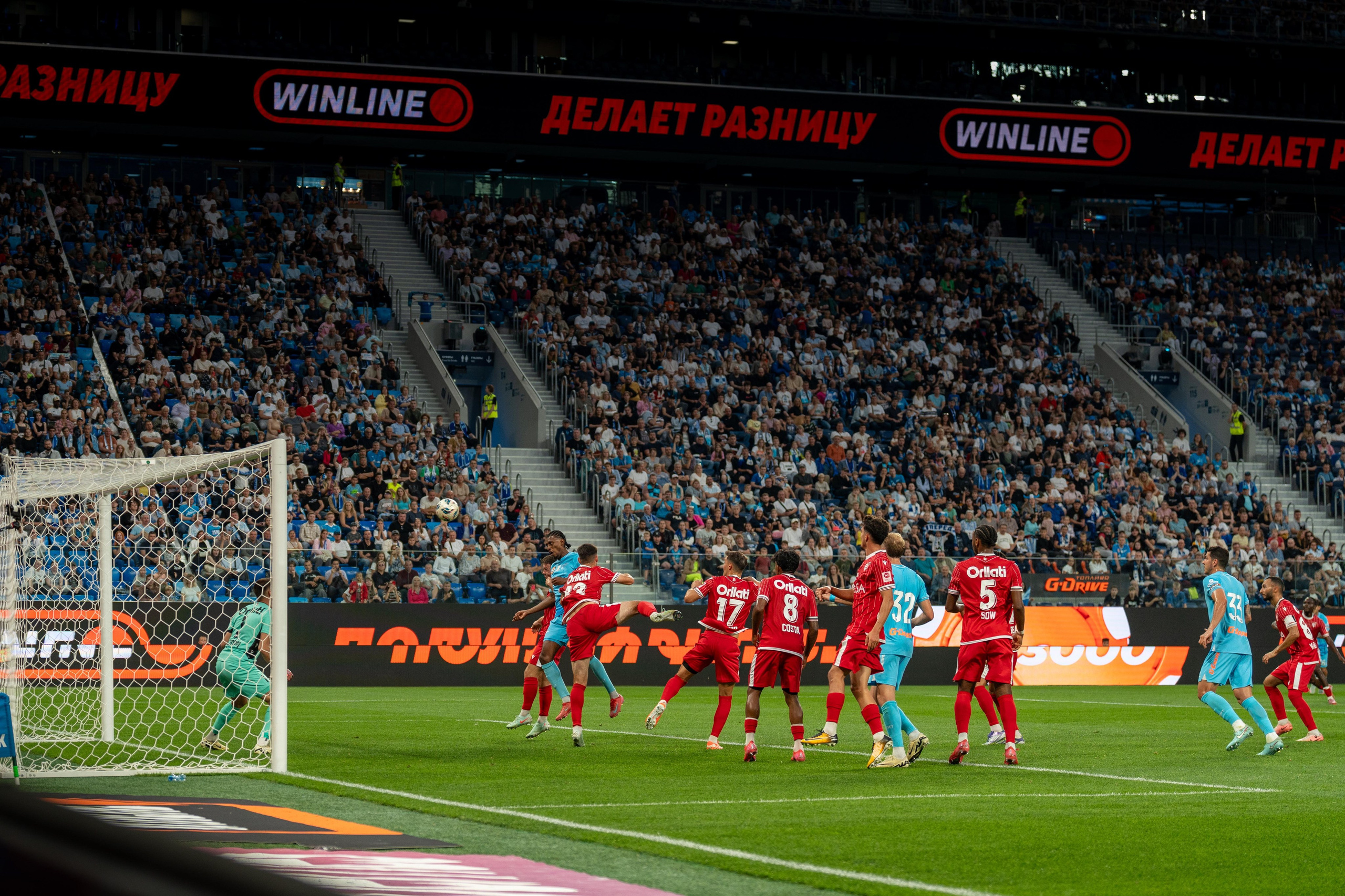 Спортивный фотограф Санкт-Петербург запечатлел гол Зенита