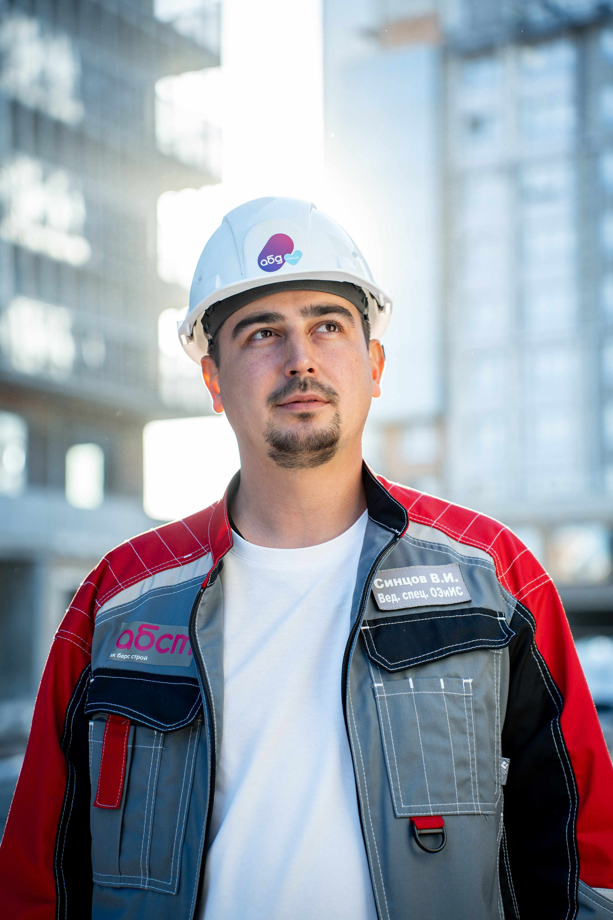 Постановочная портретная фотосъемка. Продакшн для девелопмента и реального сектора