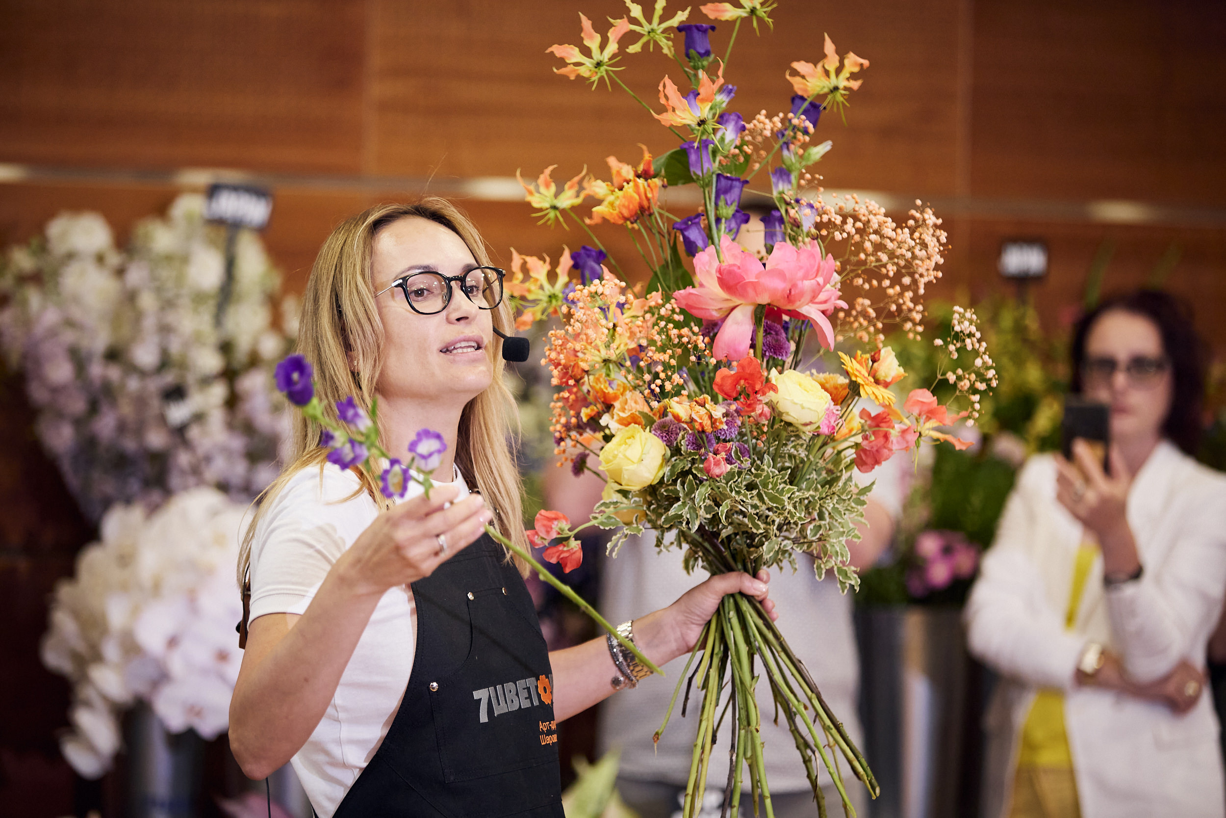 Фотограф на съемку семинара. Контент для бизнеса в Екатеринбурге Полдень Медиа