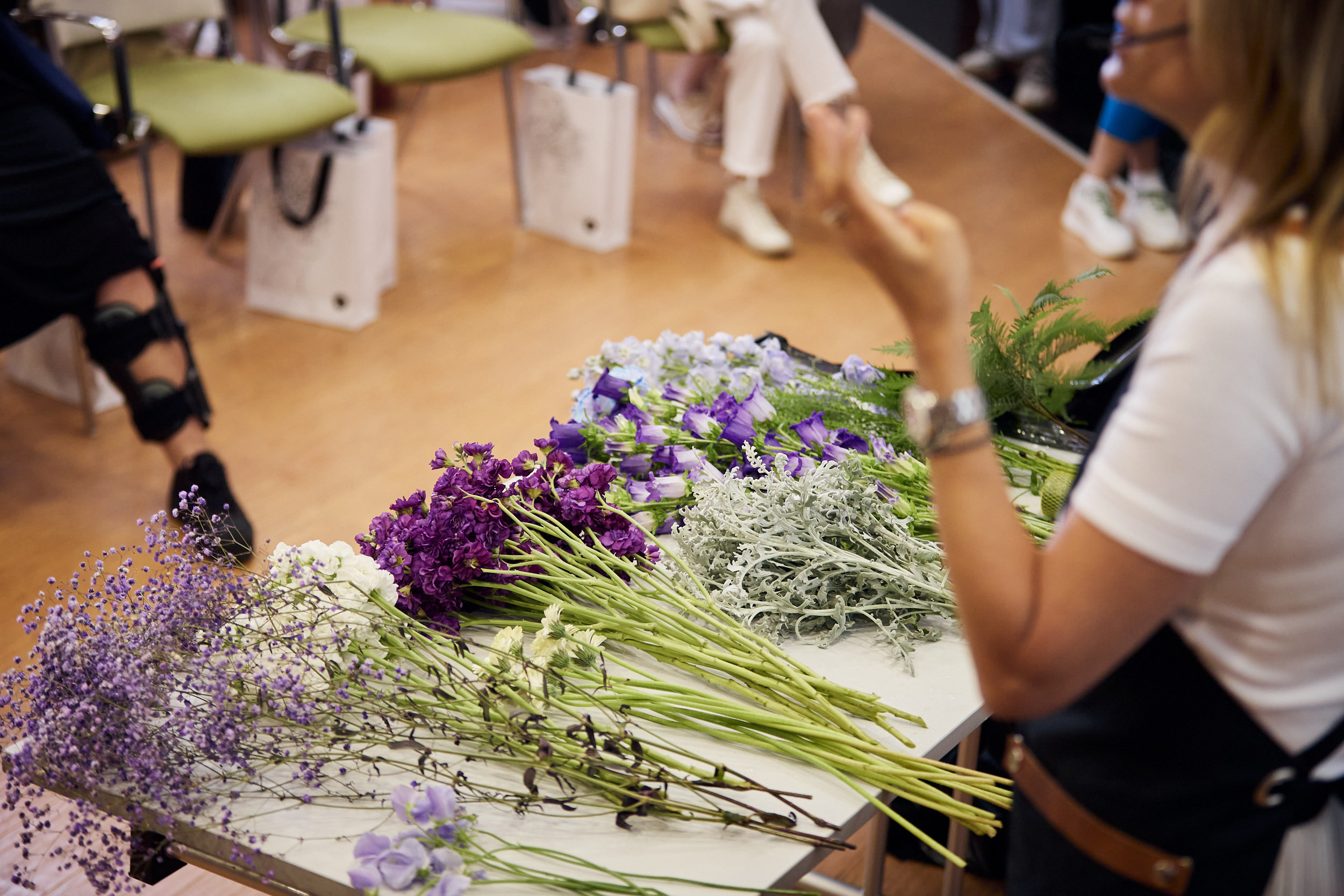 Фотограф на съемку семинара. Контент для бизнеса в Екатеринбурге Полдень Медиа
