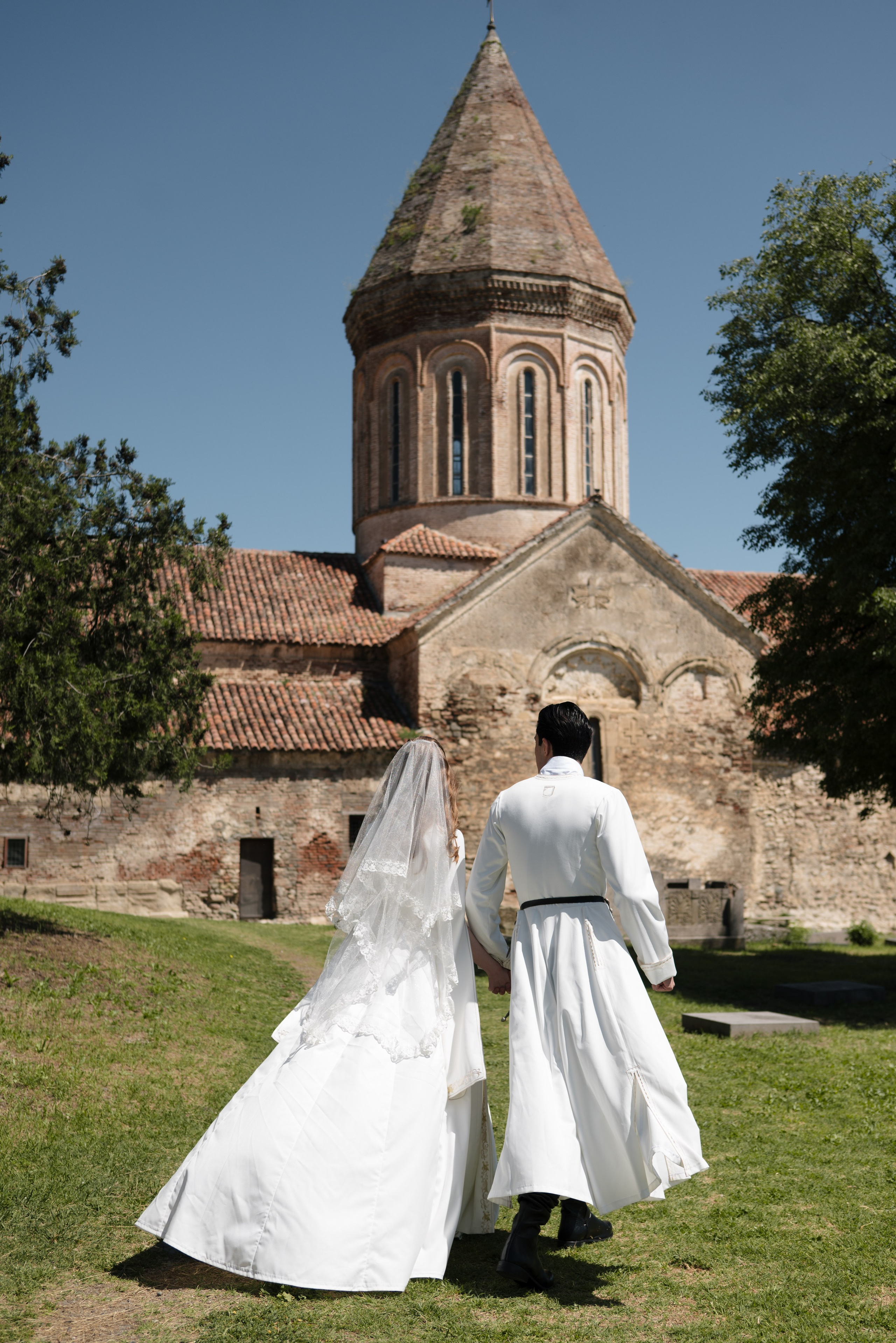 Wedding in Georgia. Valeria Coconova Photographer Italy Como Milan