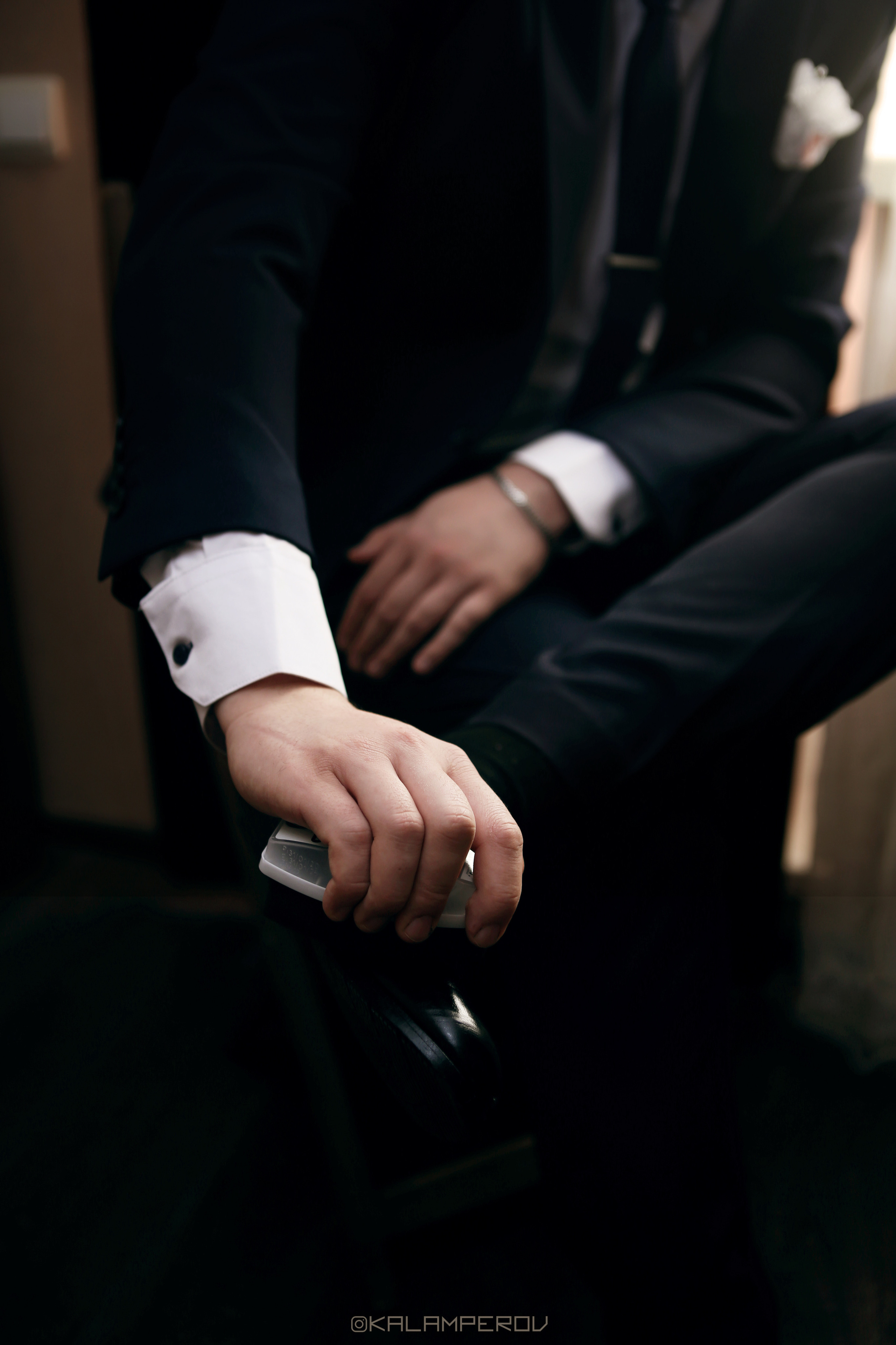 Свадьба: Татьяна и Эдуард (Сборы жениха). Свадебный и предметный фотограф Ренат Каламперов