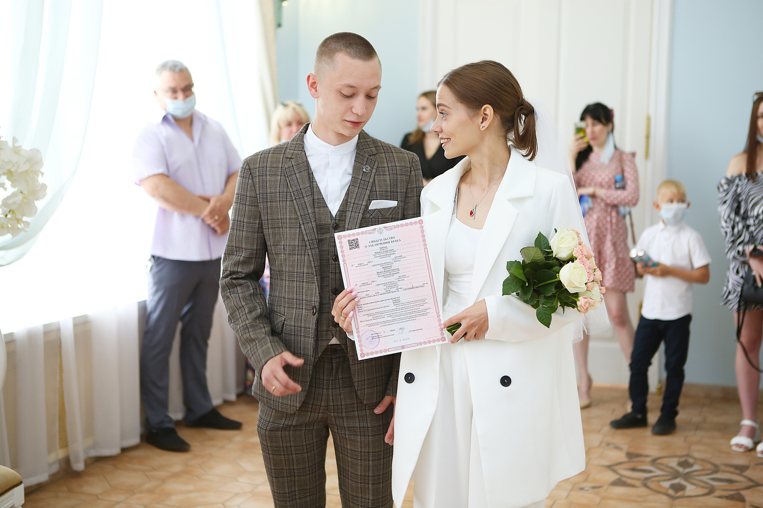 Свадьба: Никита и Ирина (Загс). Свадебный и предметный фотограф Ренат Каламперов
