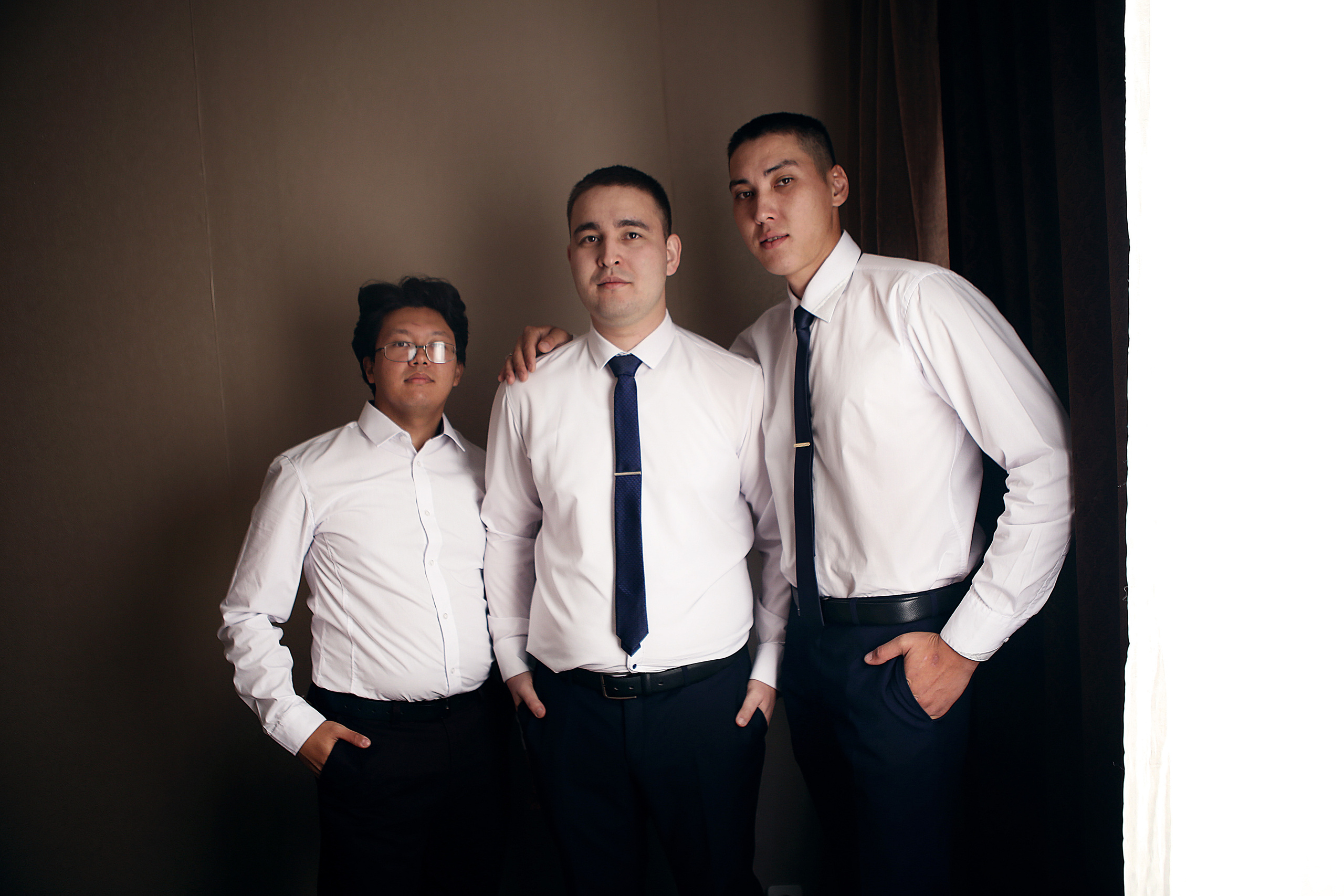 Свадьба: Татьяна и Эдуард (Сборы жениха). Свадебный и предметный фотограф Ренат Каламперов