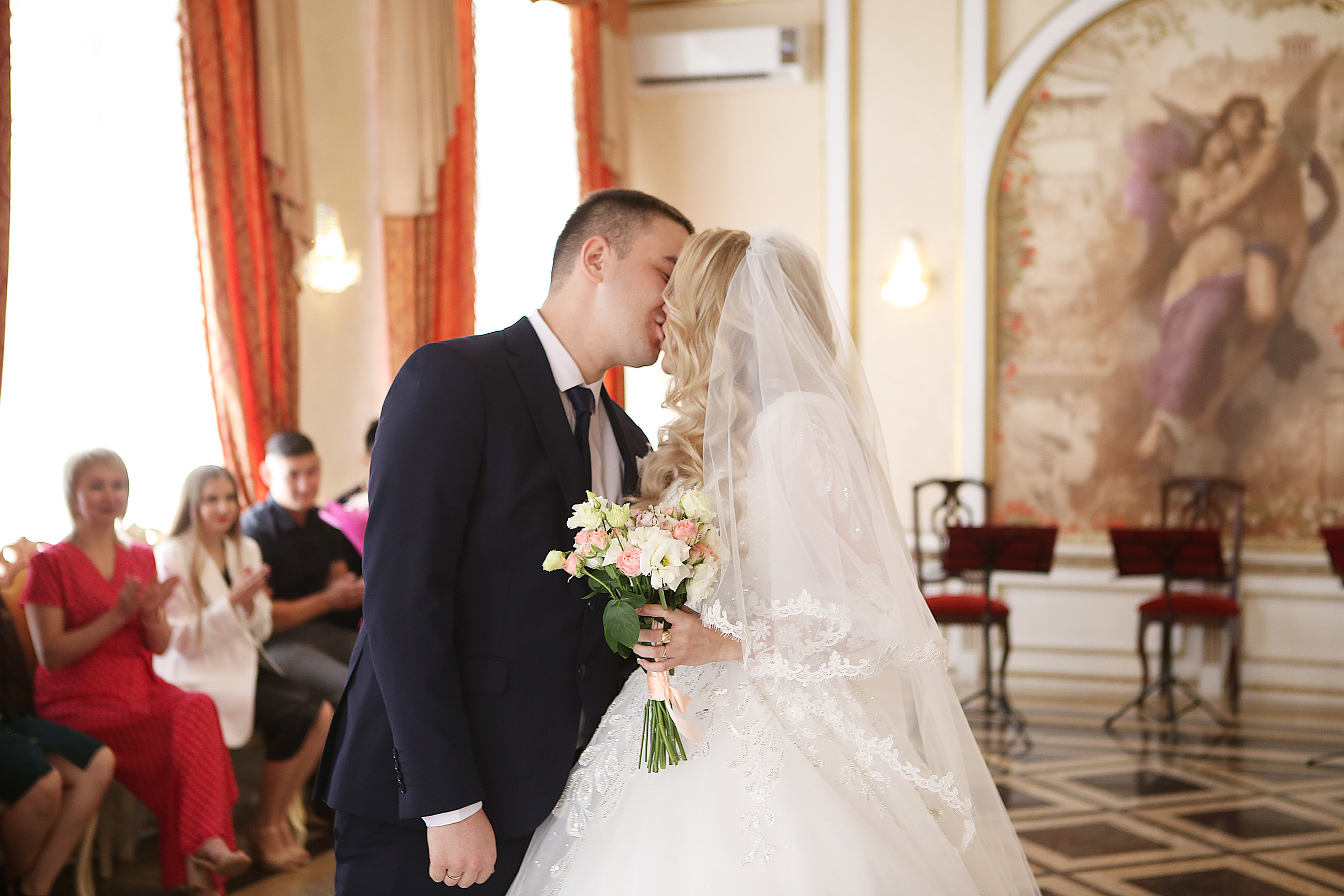 Свадьба: Татьяна и Эдуард (Загс). Свадебный и предметный фотограф Ренат Каламперов