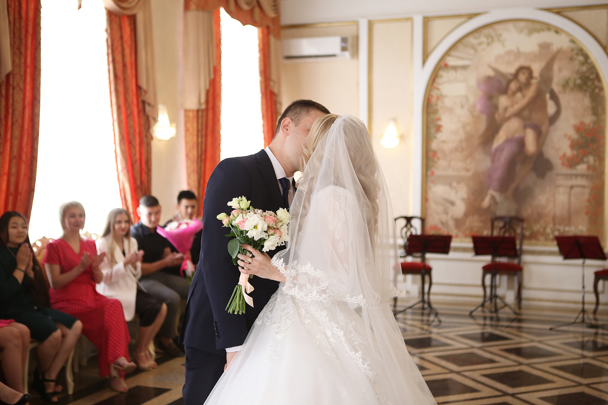 Свадьба: Татьяна и Эдуард (Загс). Свадебный и предметный фотограф Ренат Каламперов