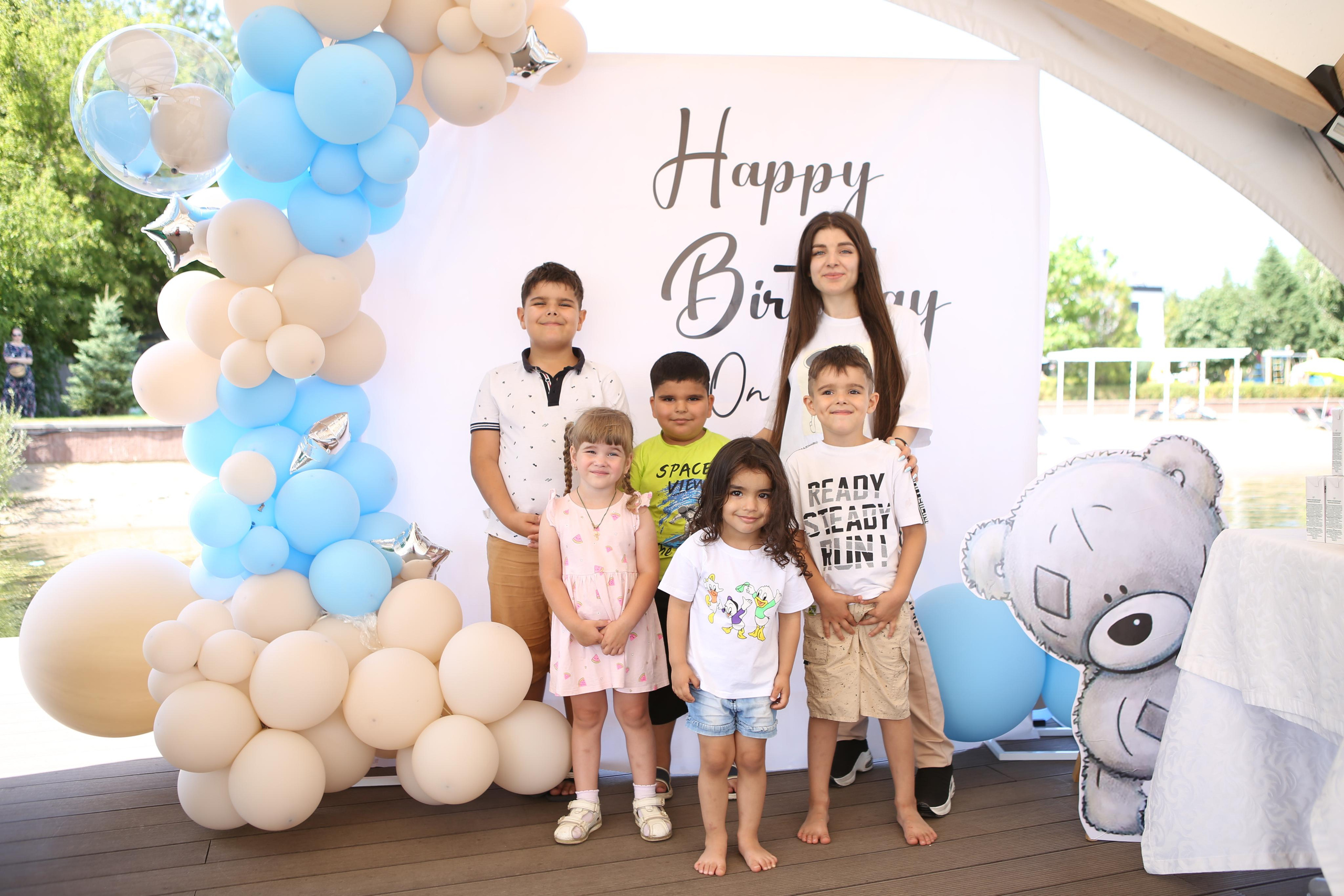 День рождения на турбазе. Свадебный и предметный фотограф Ренат Каламперов