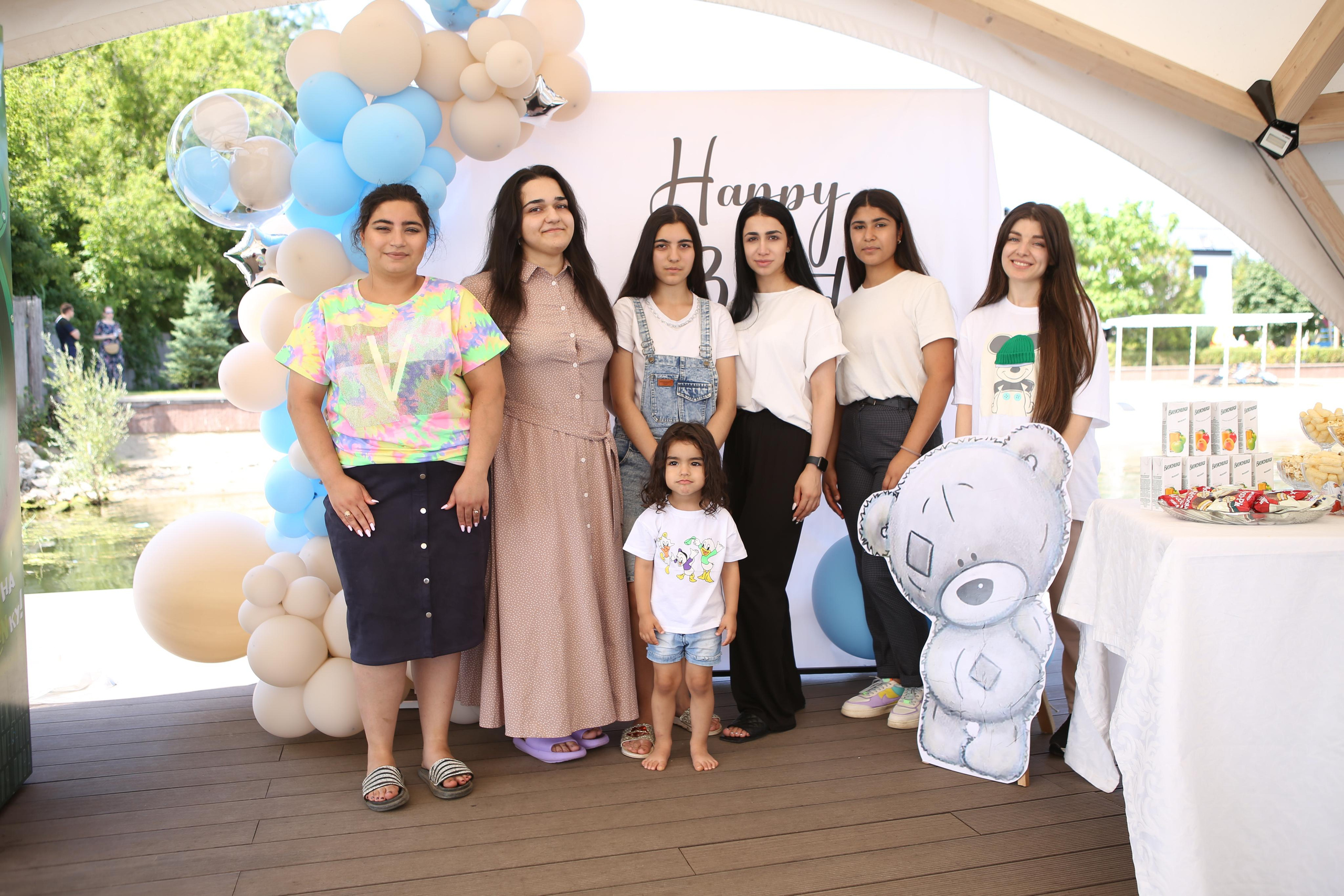 День рождения на турбазе. Свадебный и предметный фотограф Ренат Каламперов