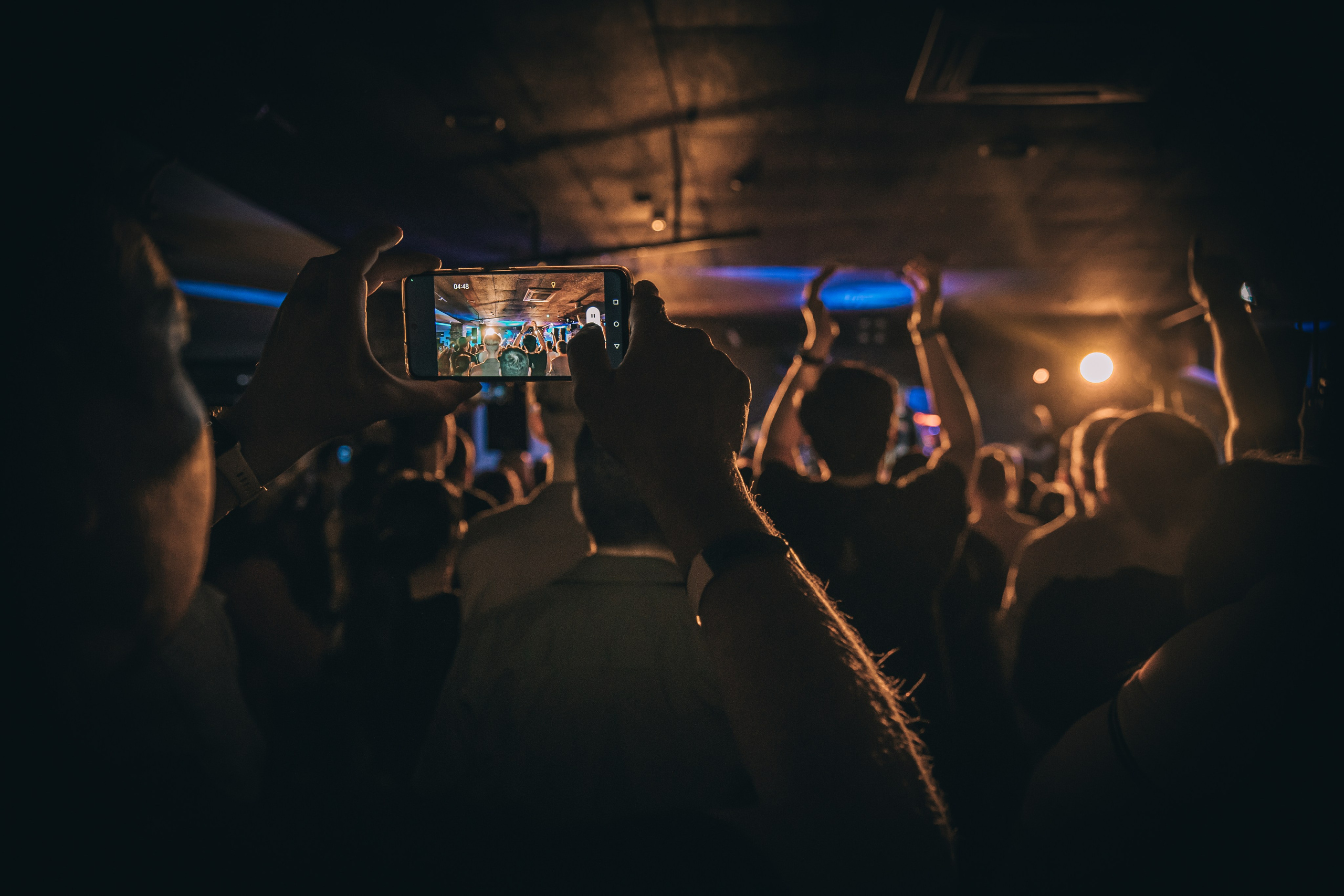 Слот. Красноярск, 01.04.2025, Максимилианс. Фотограф Регина Крикунова г. Красноярск