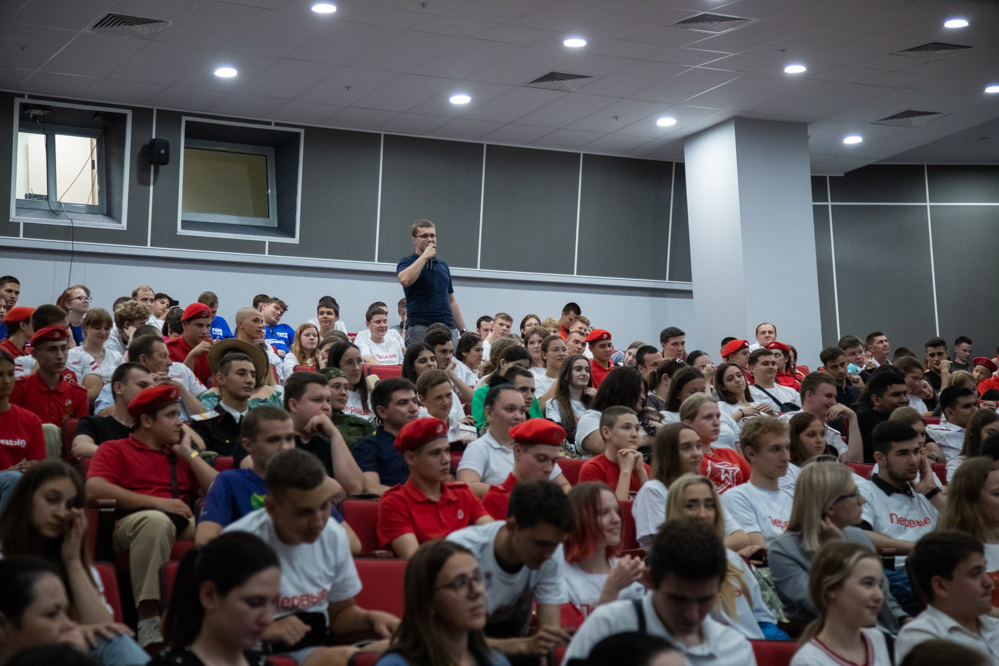 Краевой День молодёжи в Краснодаре 2023. Репортажный, промышленный и маркетплейс-фотограф Дмитрий Чернат