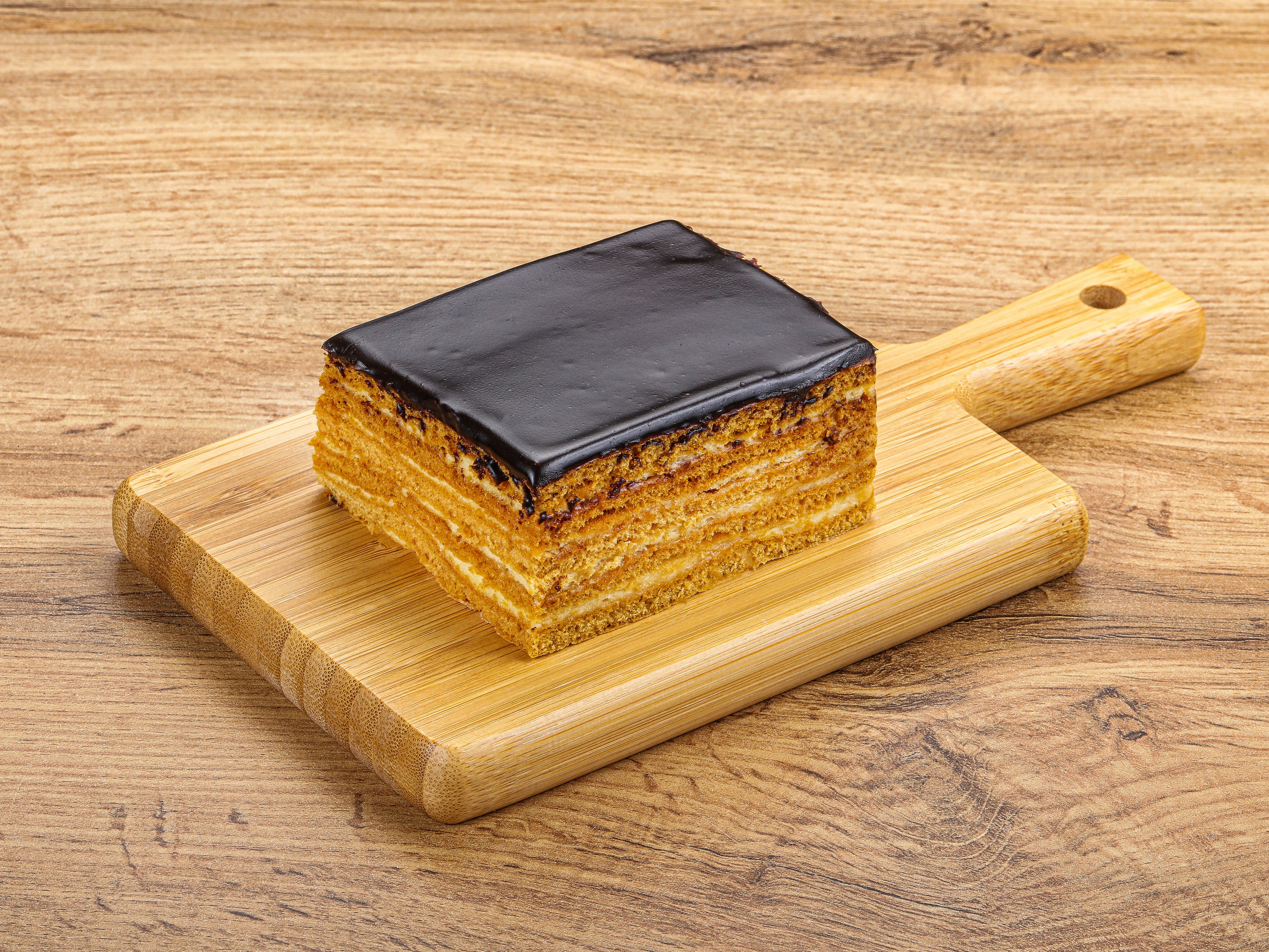 Фотосъемка десертов и выпечки. Заказ по тел.: +7 (906) 006-90-22. Фуд-фотограф Андрей Старостин — съемка еды в Москве. 9000 руб. в час