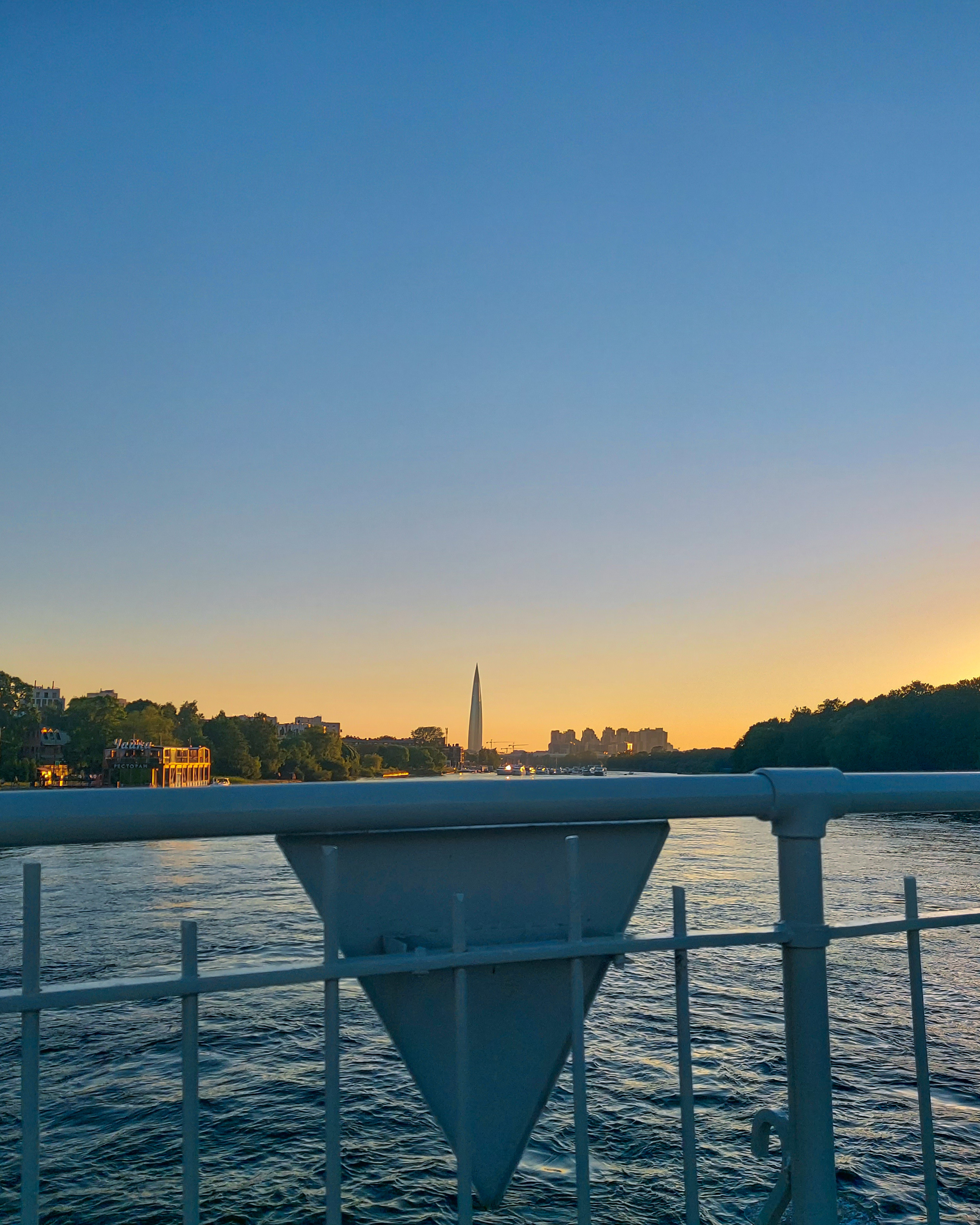 Стрит-фотография, пейзаж. Фотограф в Пскове и Санкт-Петербурге Татьяна Рейнелл
