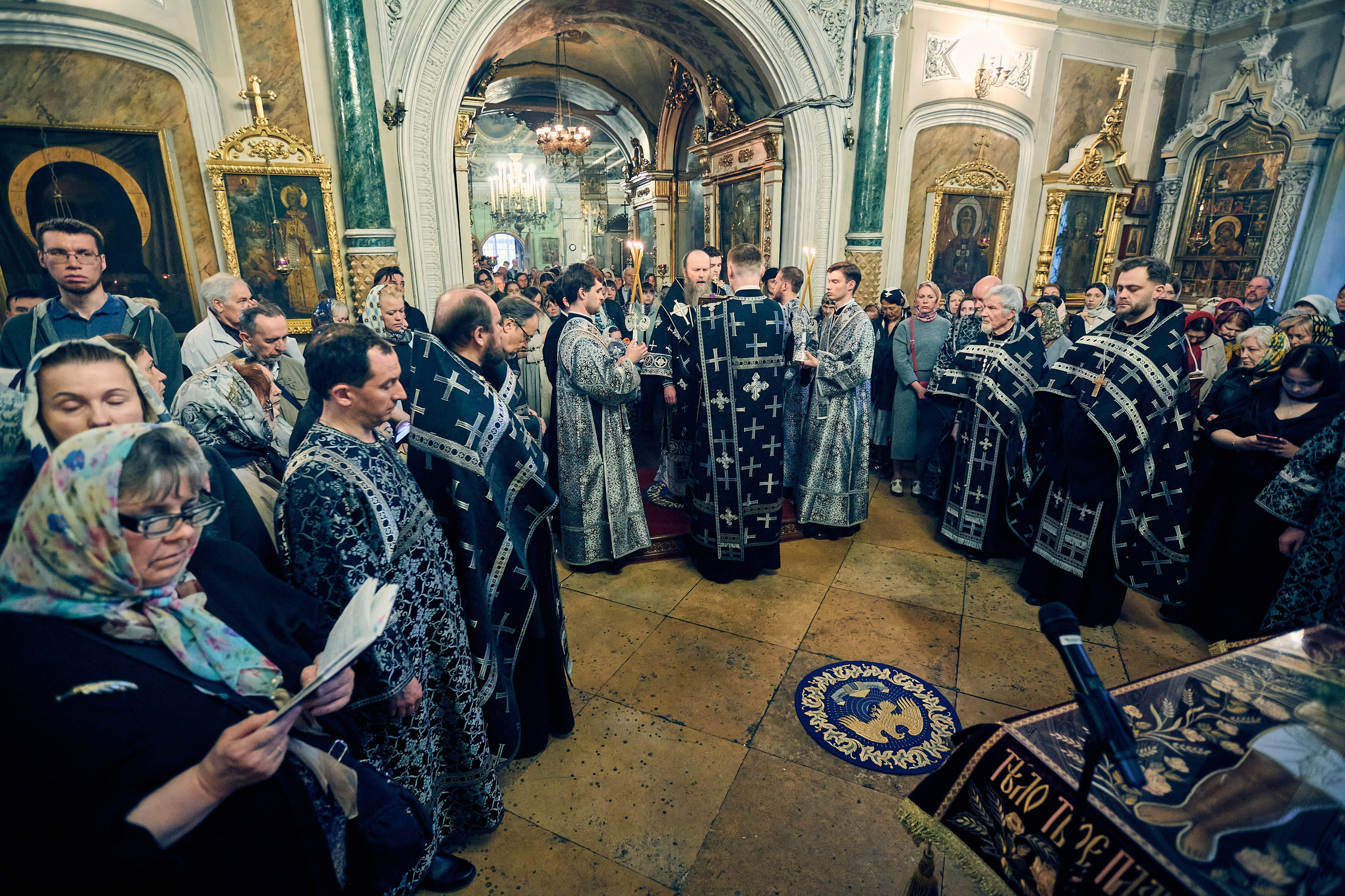 Утреня. Погребение Спасителя. DMITRY MOISEENKO — фотограф, художник, топ-стилист
