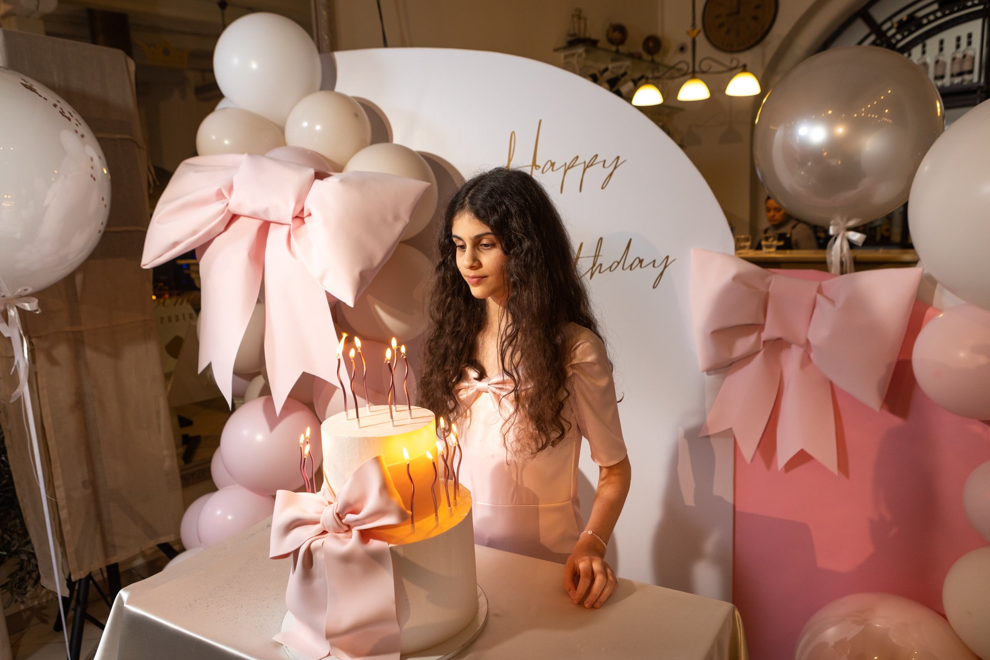 День Рождения Софьи и Лизы в ресторане «Ностальгия». Фотограф в Оренбурге. Профессиональный фотограф