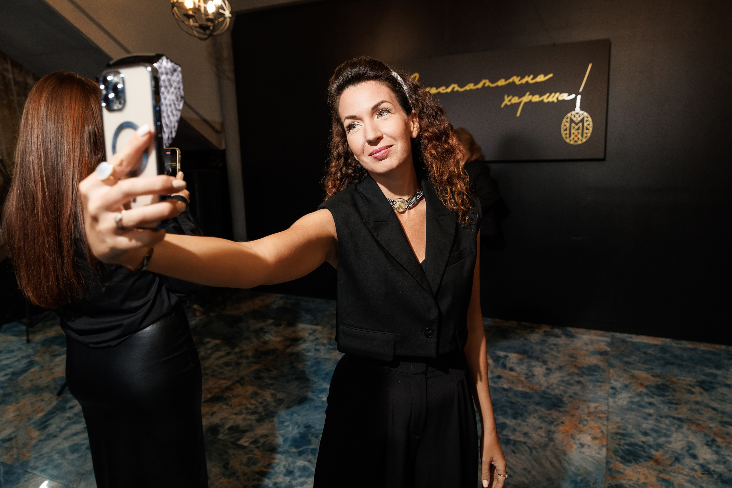 Код Публичности. Я достаточно хороша. Репортажный Фотограф Александр Назаров. Москва и М.О