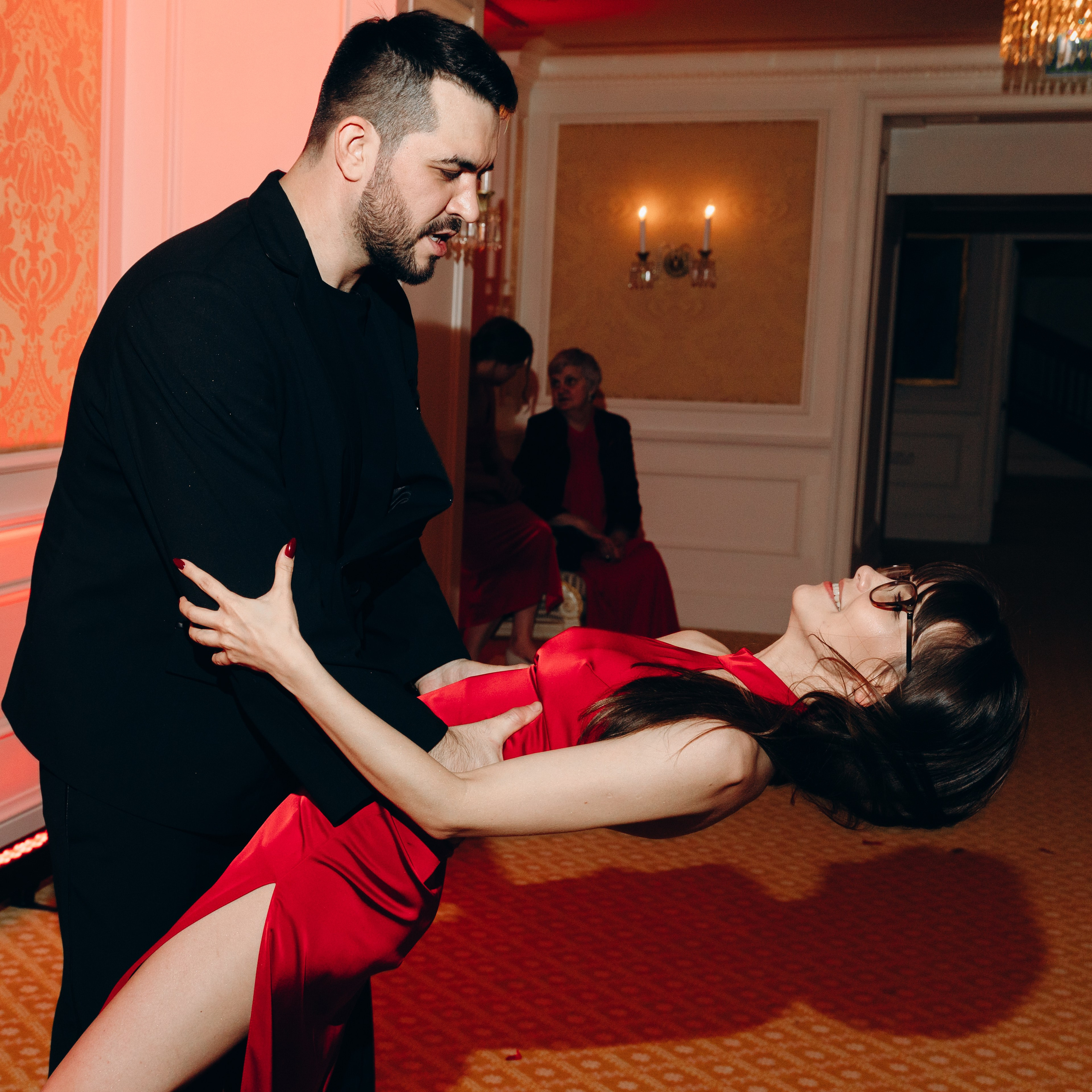 Red ball. Свадебный фотограф в Санкт-Петербурге и Москве Андрей Чернов