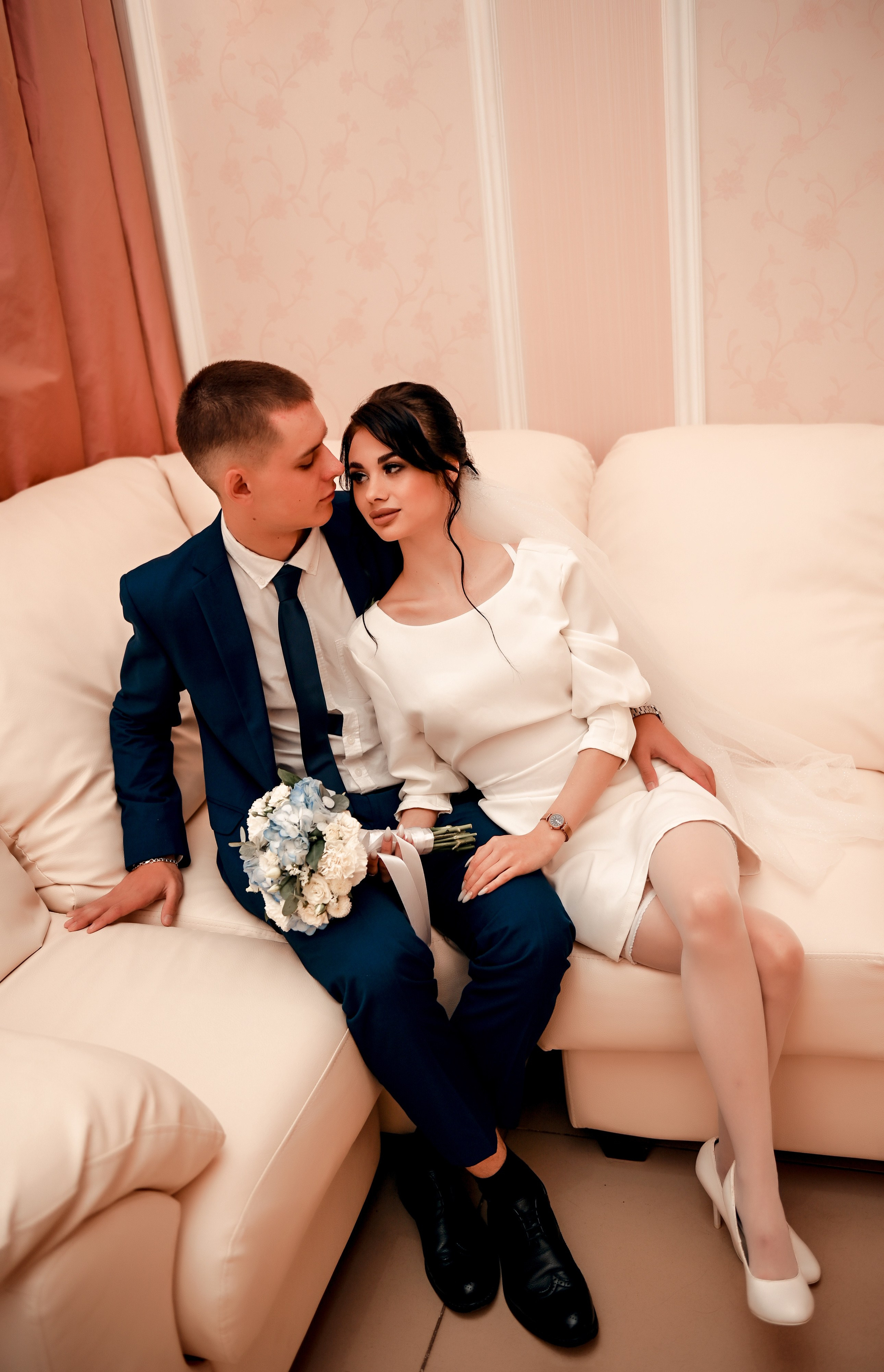 Небольшая часть фото со свадебной съемки Алексея и Даши. Свадебный, семейный, детский, контент фотограф в Омске Максим Ильин