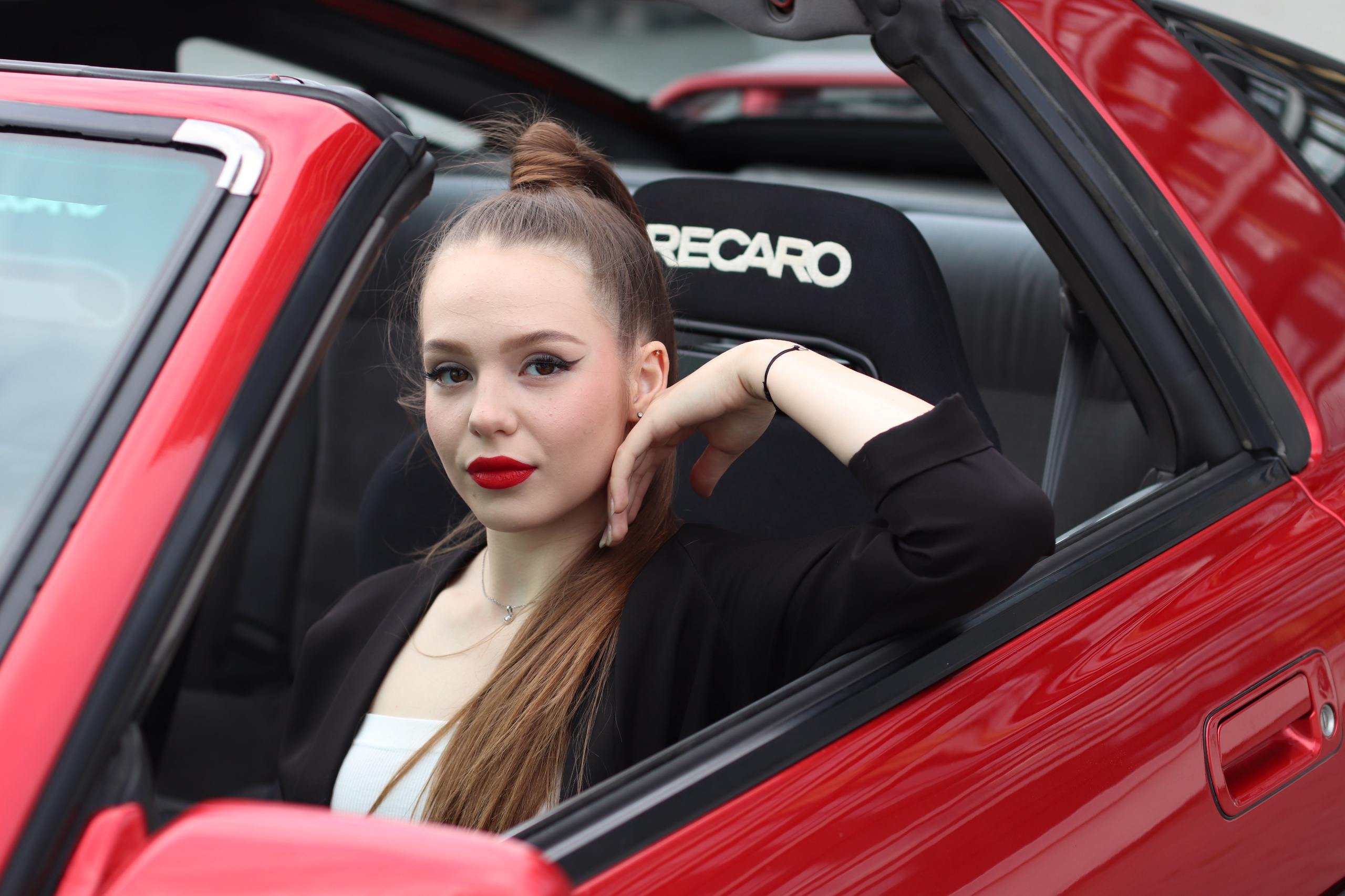 Кабриолет, фото в кабриолете, старинная машина, спортивная машина. Свадебный, семейный, женский и детский фотограф из Екатеринбурга