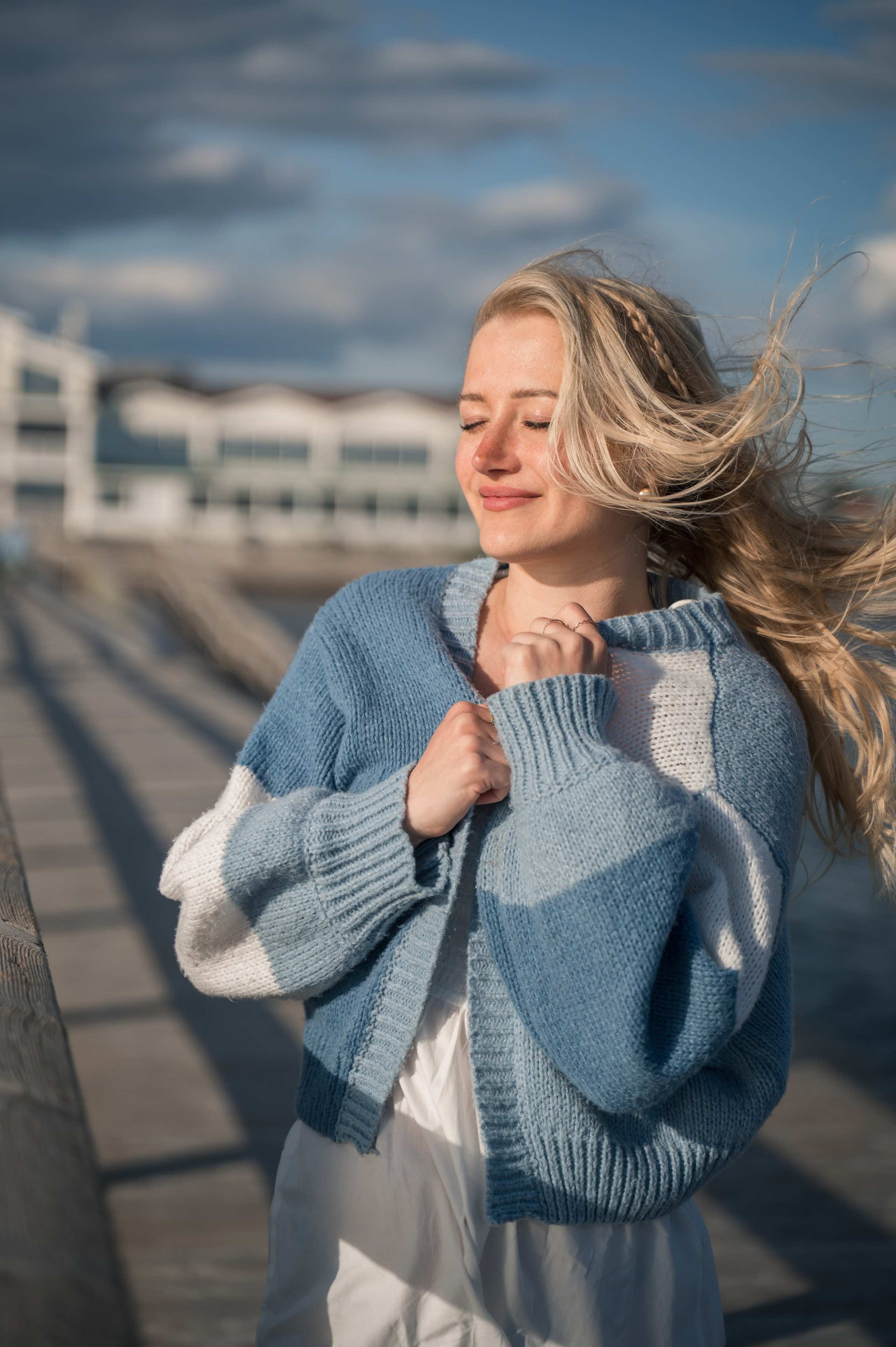 Porträttfotografering på Skrea Strand i Falkenberg. Bröllops- och familjefotograf i Halmstad | Valentina