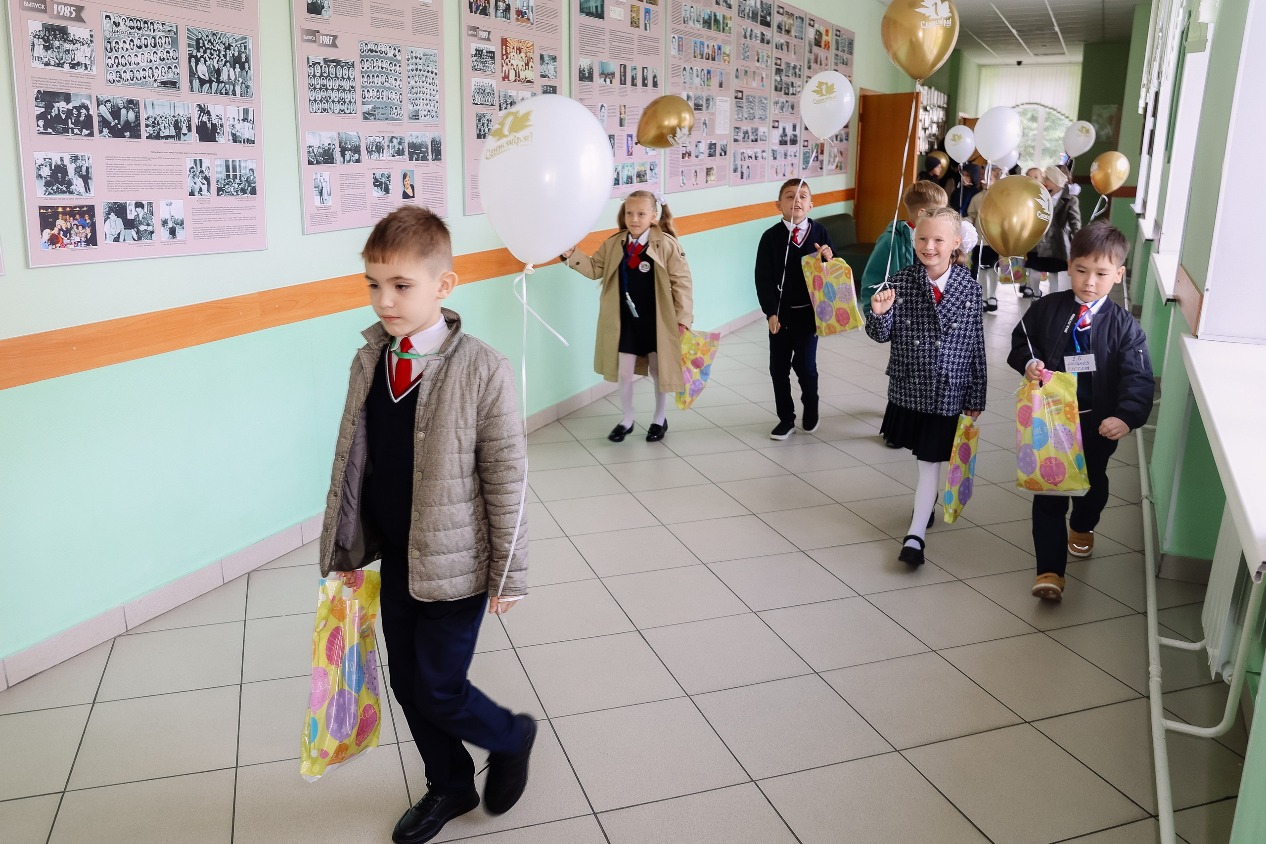 1 сентября _1 б класс _ Гимназия 9. Фотограф Юлия Мальцева