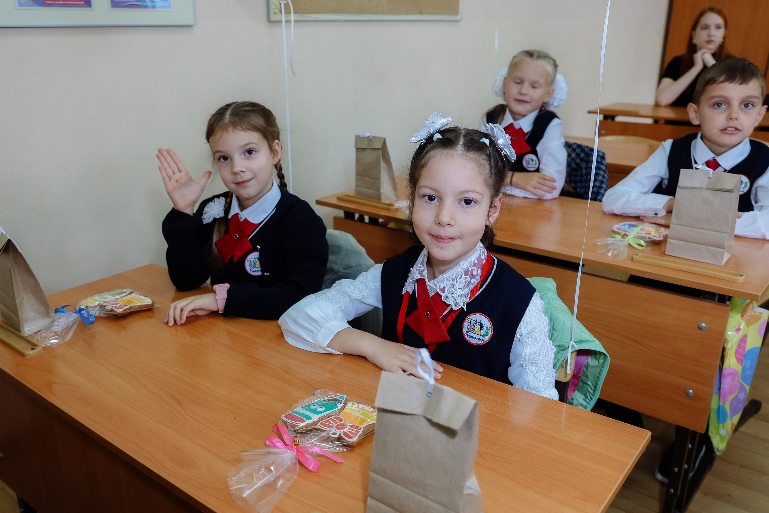 1 сентября _1 б класс _ Гимназия 9. Фотограф Юлия Мальцева