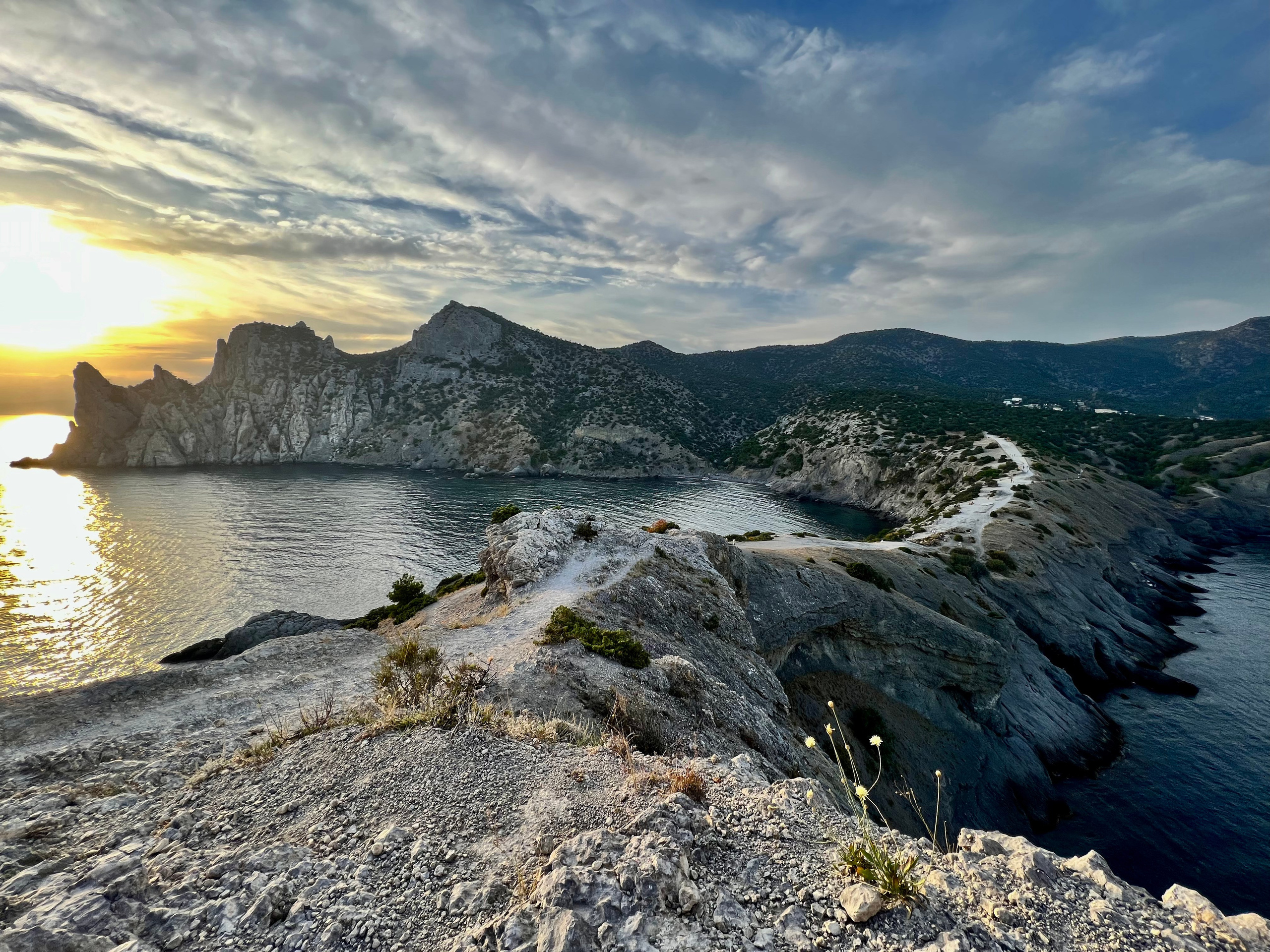 Топ локаций для фотосессии в Крыму - советы от фотографа. Профессиональная фотосъемка в Крыму. Натуральные эмоции и живые кадры. Забронируйте дату прямо сейчас!