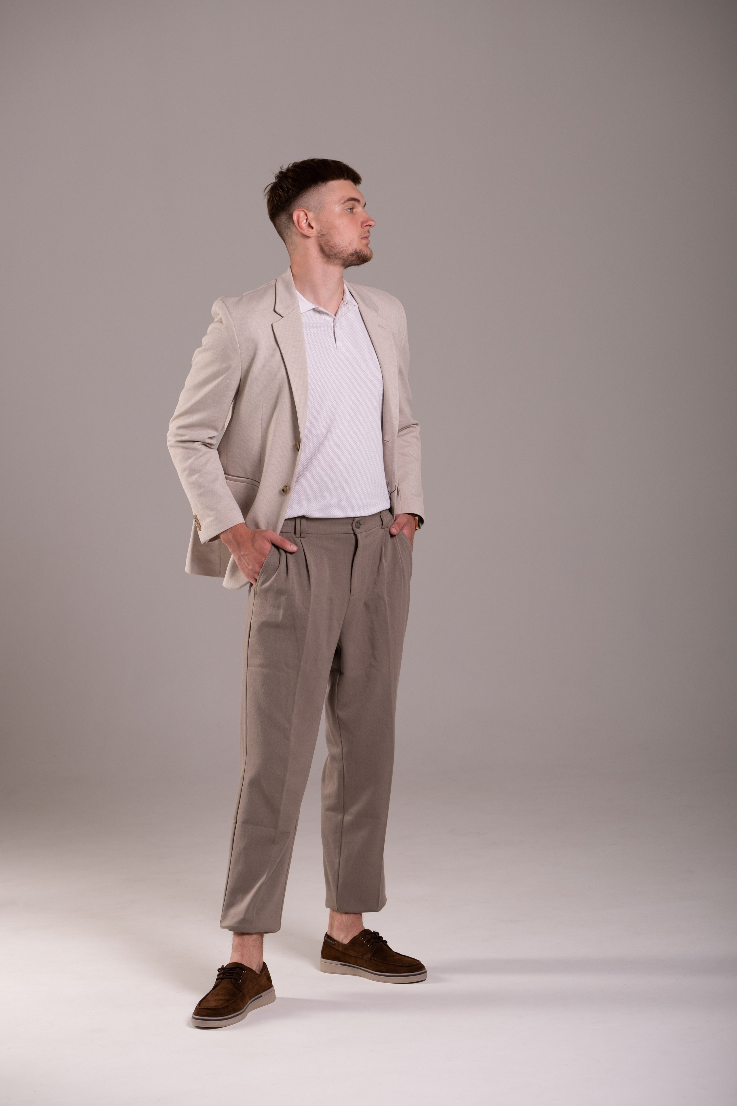 Владимир. Профессиональная фотосъемка в Крыму. Натуральные эмоции и живые кадры. Забронируйте дату прямо сейчас!