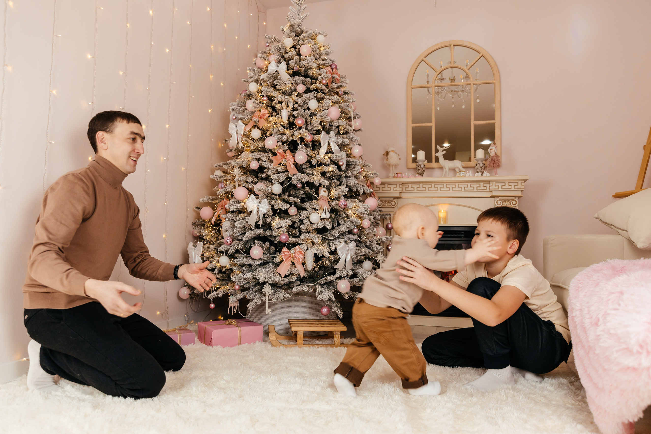 Семья Ивановых. Фотозона в Утане. Семейный фотограф в Чите Татьяна Фирсова