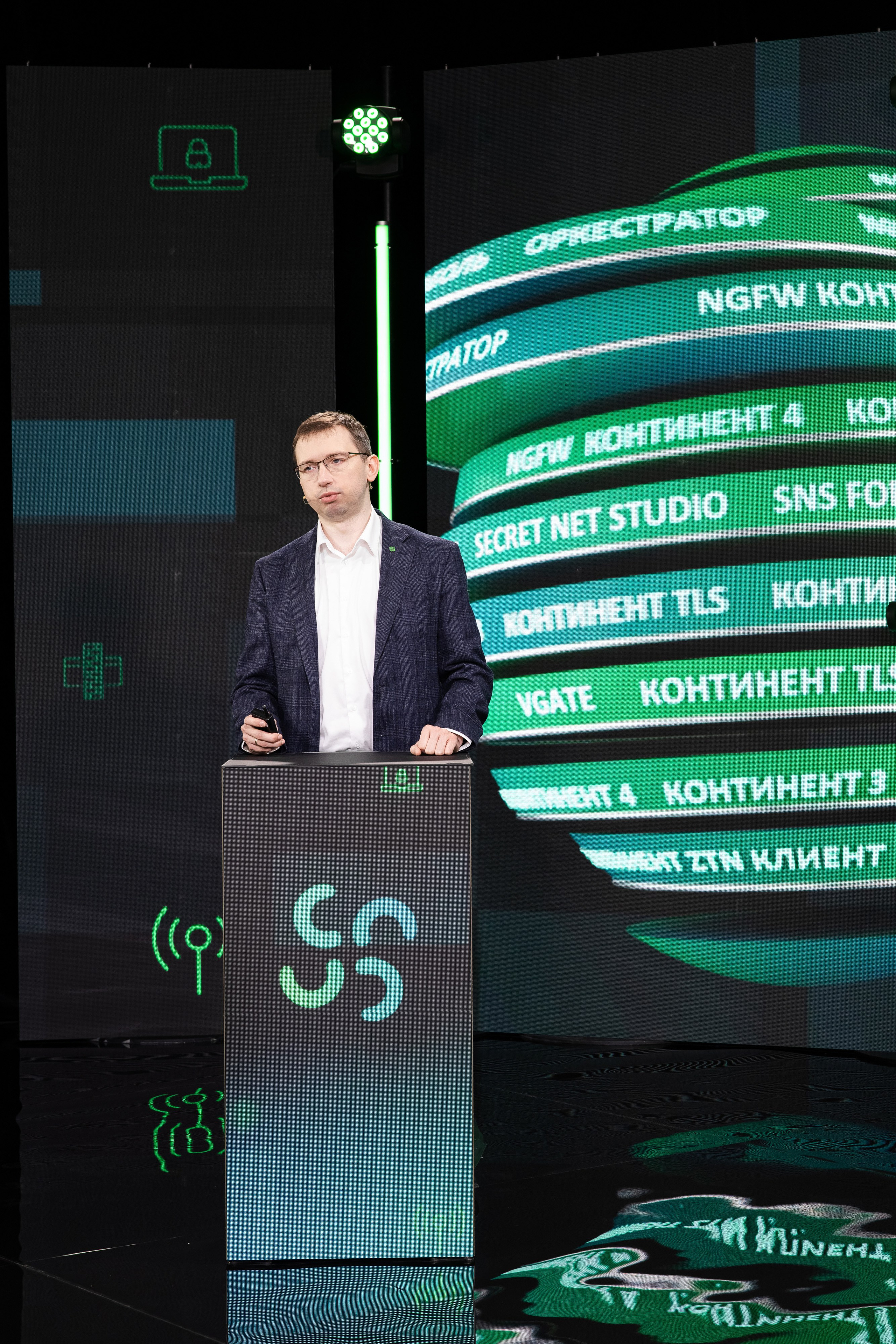 Онлайн эфир. Свадебный репортажный фотограф в Москве