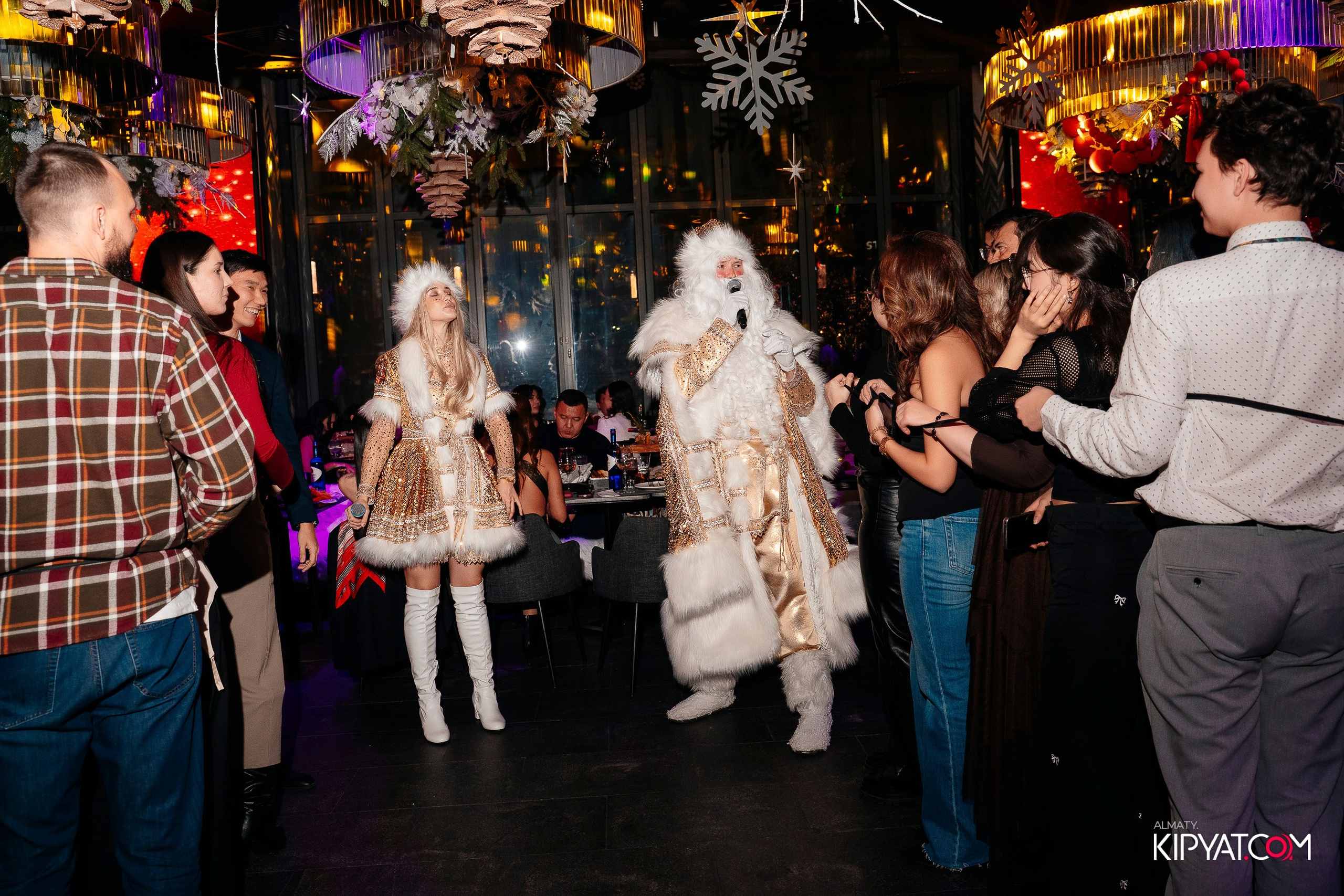 FRIENDS BAR & TERRACE. КИПЯТКОМ АЛМАТЫ! Фотосъемка мероприятий в Алматы