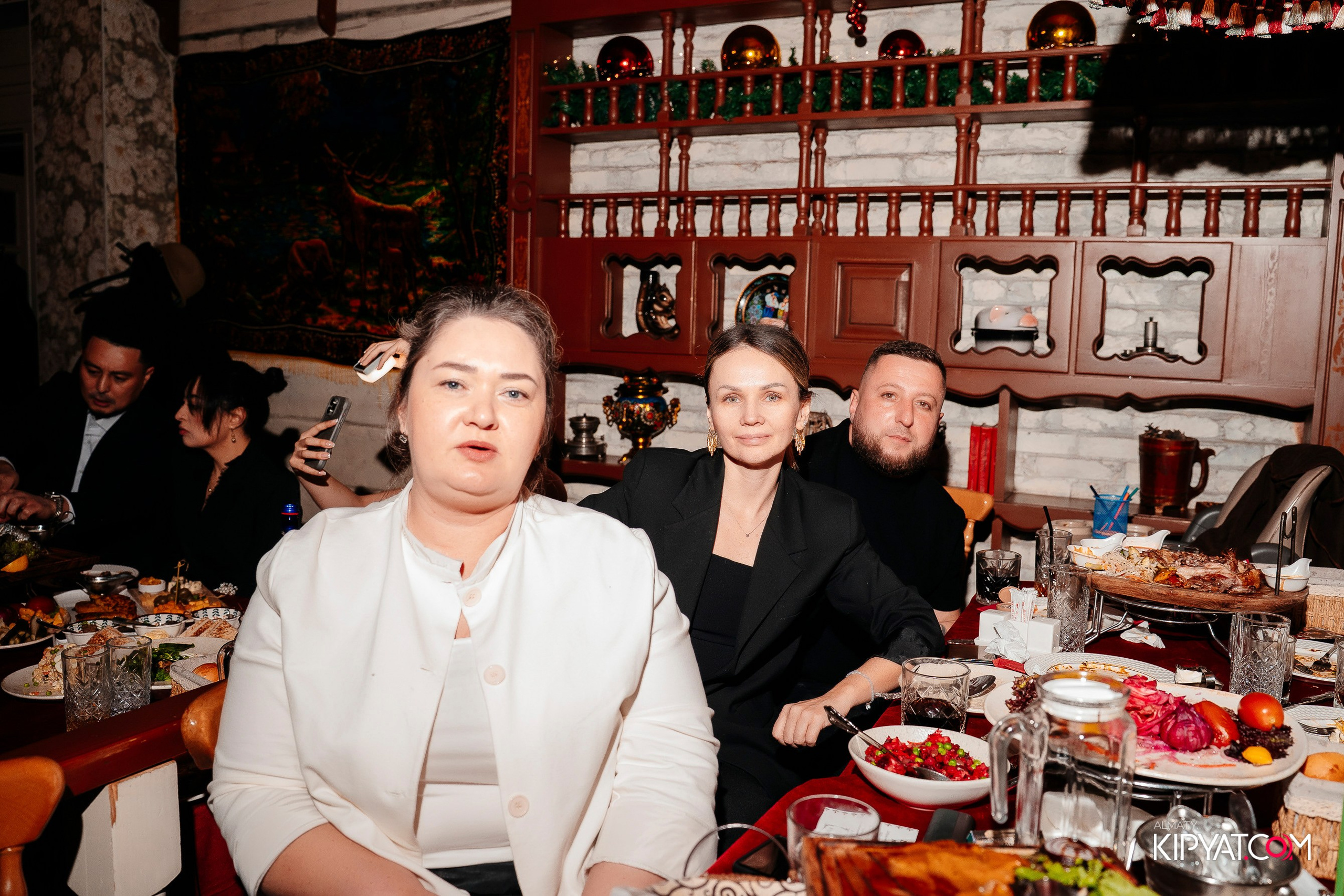 РЕСТОРАН МАРЬИНА РОЩА. КИПЯТКОМ АЛМАТЫ! Фотосъемка мероприятий в Алматы