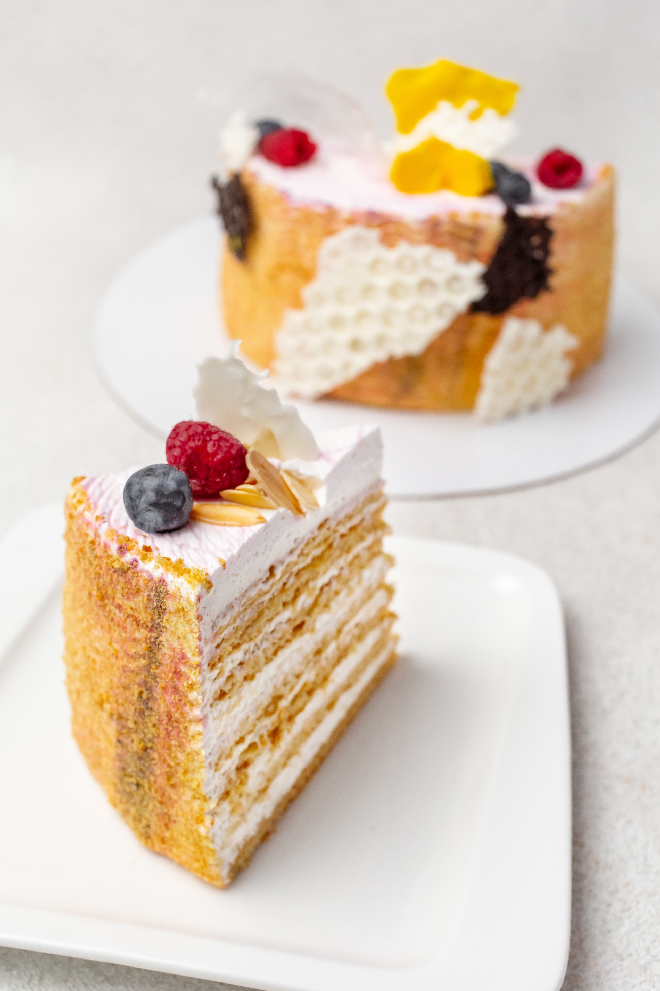 Торты отель Тенет. Рекламный фотограф для вашего бизнеса. Съемка интерьеров, меню отелей, кафе и ресторанов