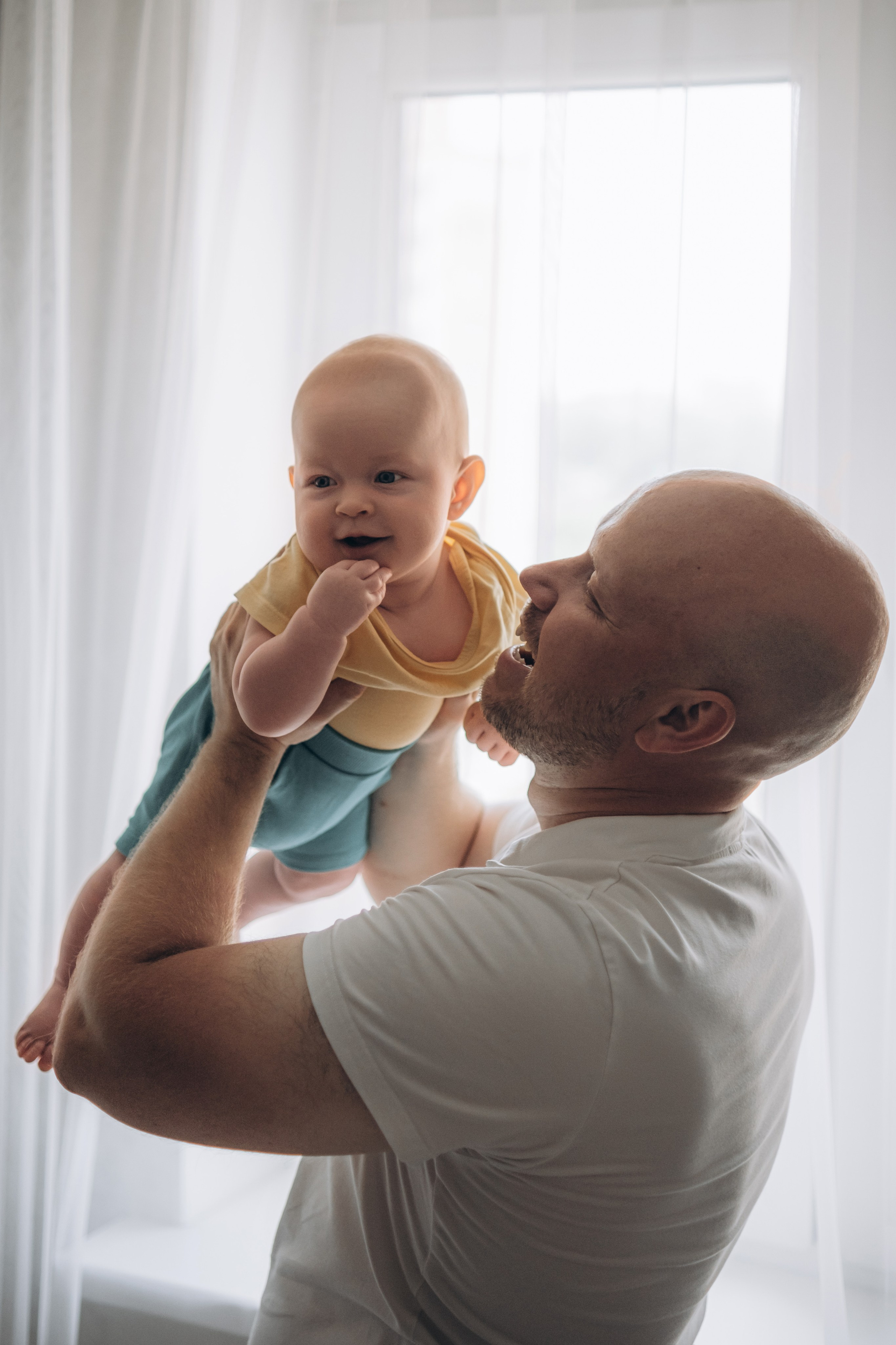 Маленькая шалость. Фотограф в Тарусе Серпухове Москве Рина Дукежанова