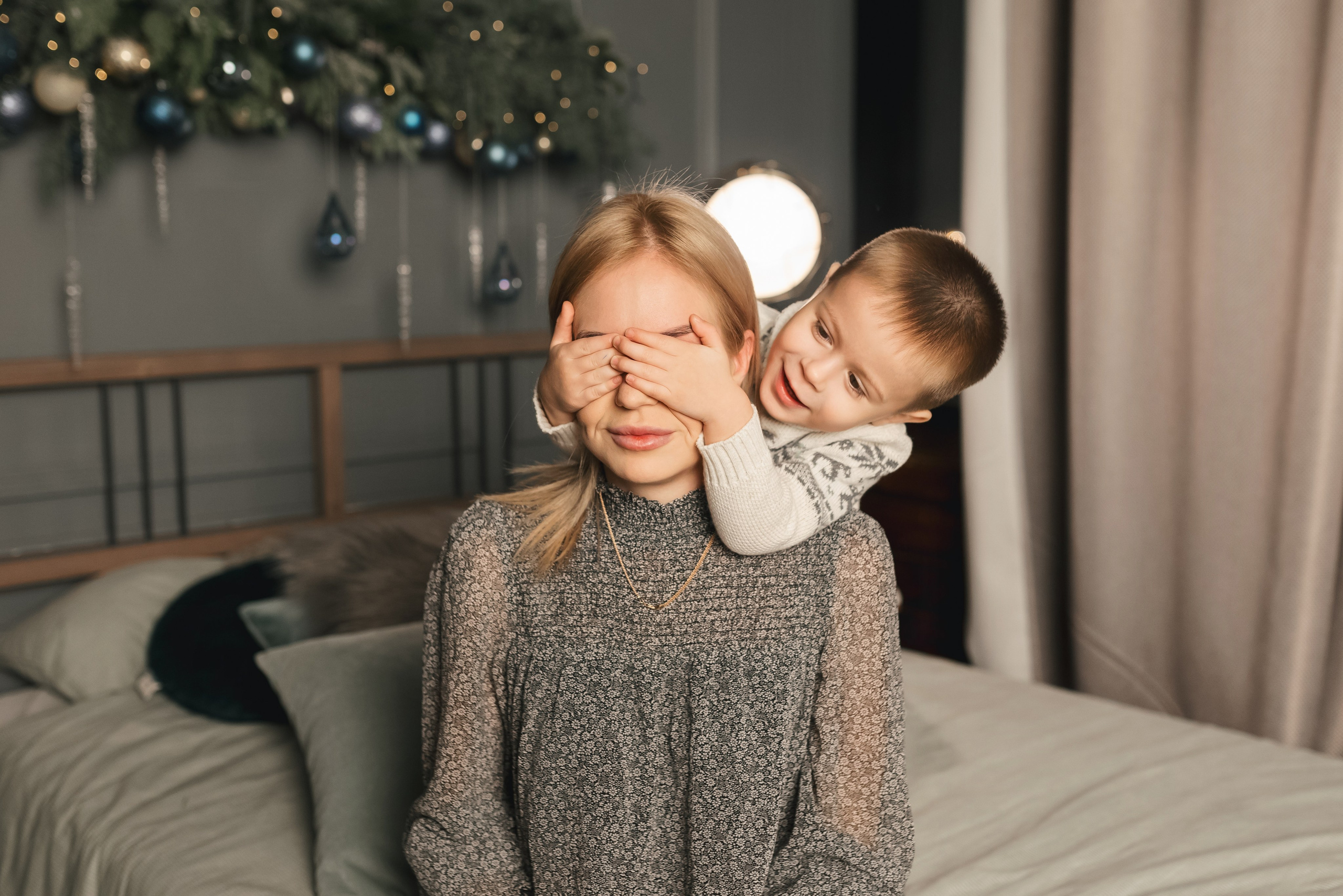Семейная новогодняя фотосессия в Хабаровске. Свадебный фотограф в Хабаровске