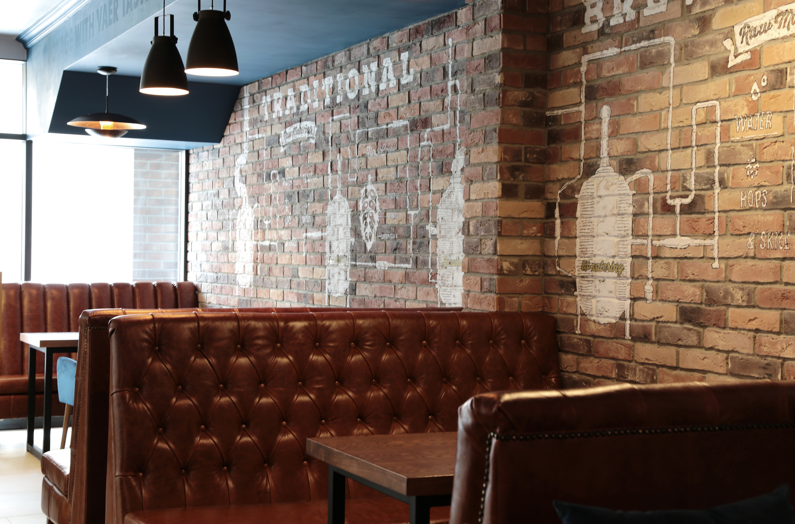 VAER 19. Branding and Interiors