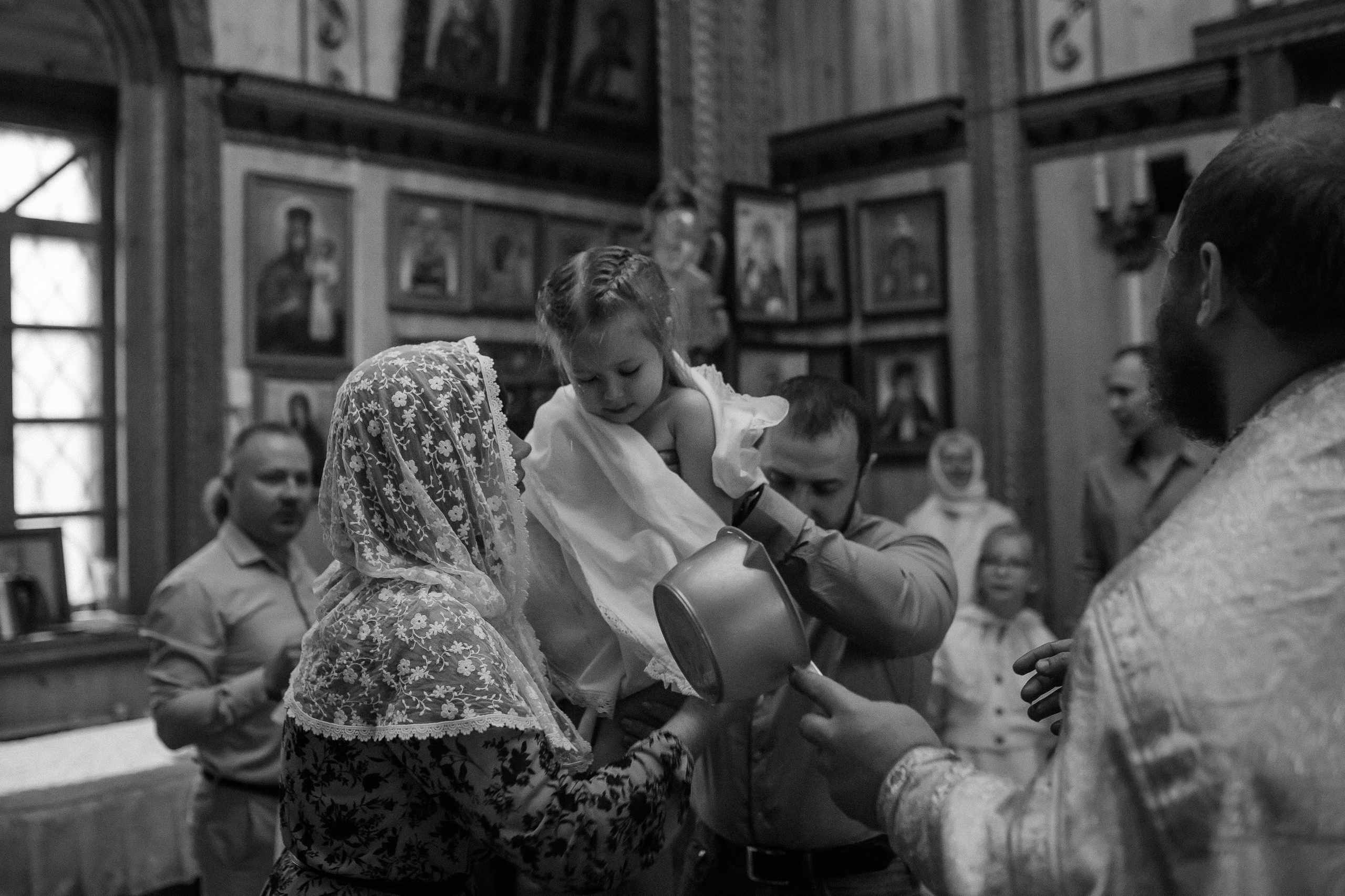 Крещение Таисии и Льва. Храм в честь Святителя Николая. п.Белый Яр. Семейный фотограф в Сургуте