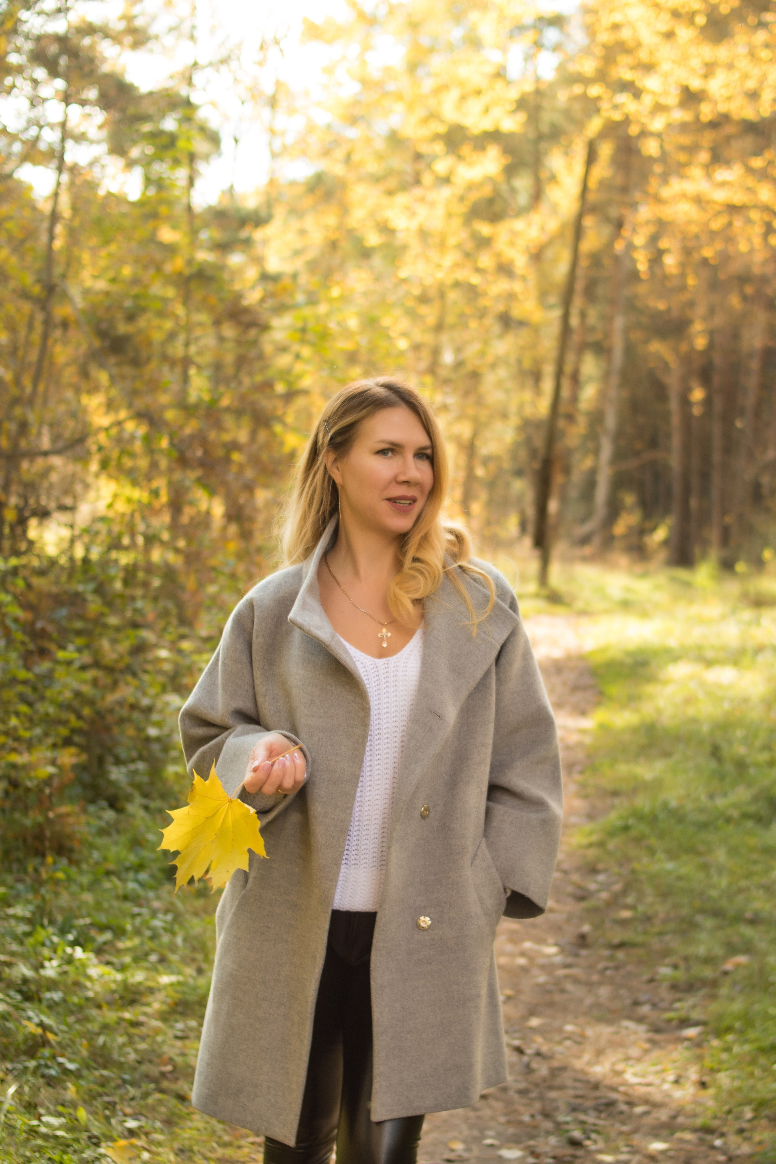 Любовь на стадионе Спартак октябрь 2021. Фотограф в Серпухове Наталья Руденко