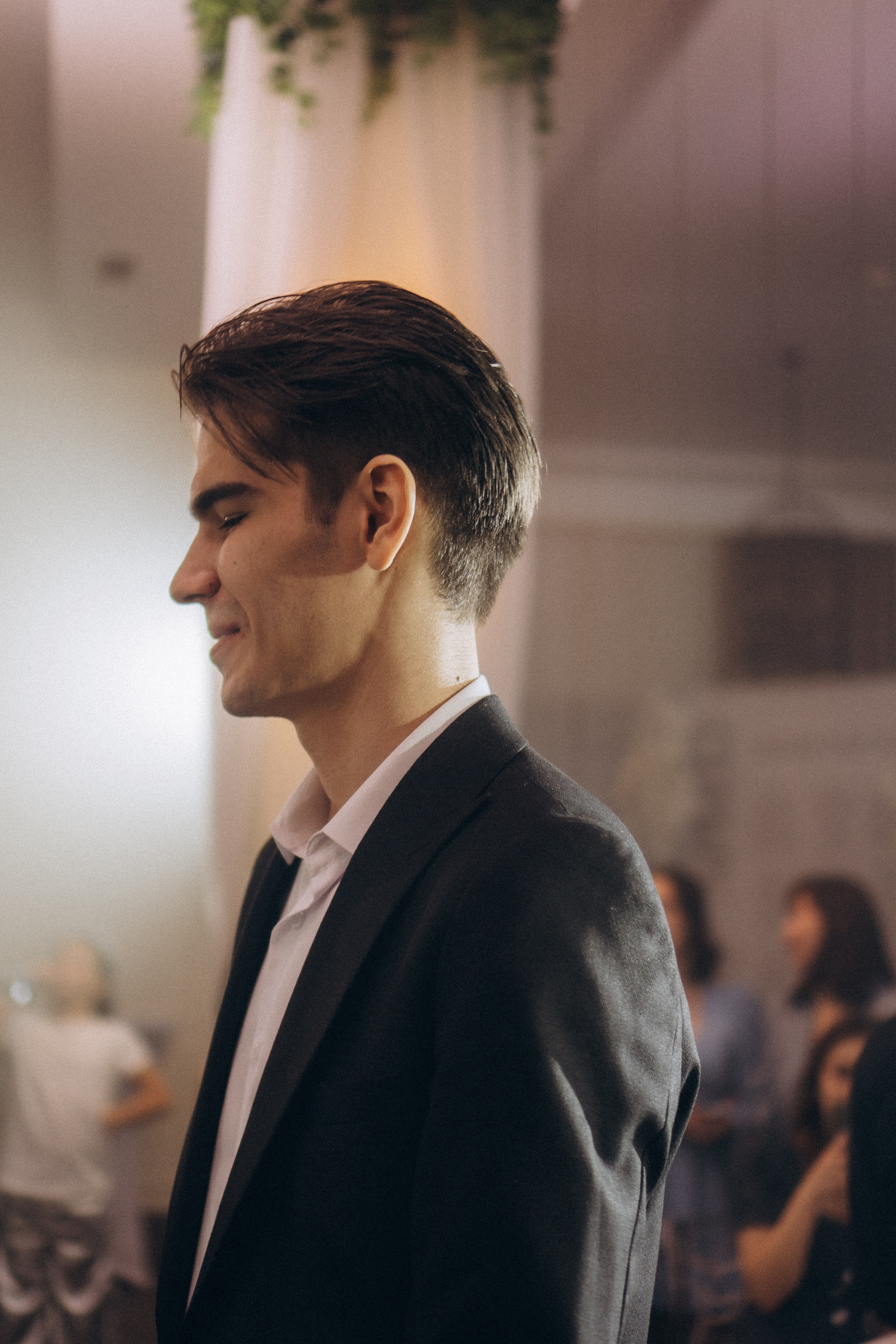 СВАДЕБНАЯ СЬЕМКА СБОРОВ В ОТЕЛЕ И ВЫЕЗД НА ЦЕРЕМОНИЮ (СНЯТО В СИБИРЕ В НИЖНЕВАРТОВСКЕ). Профессиональный фотограф, Санкт-Петербург — Виктория Богомолова